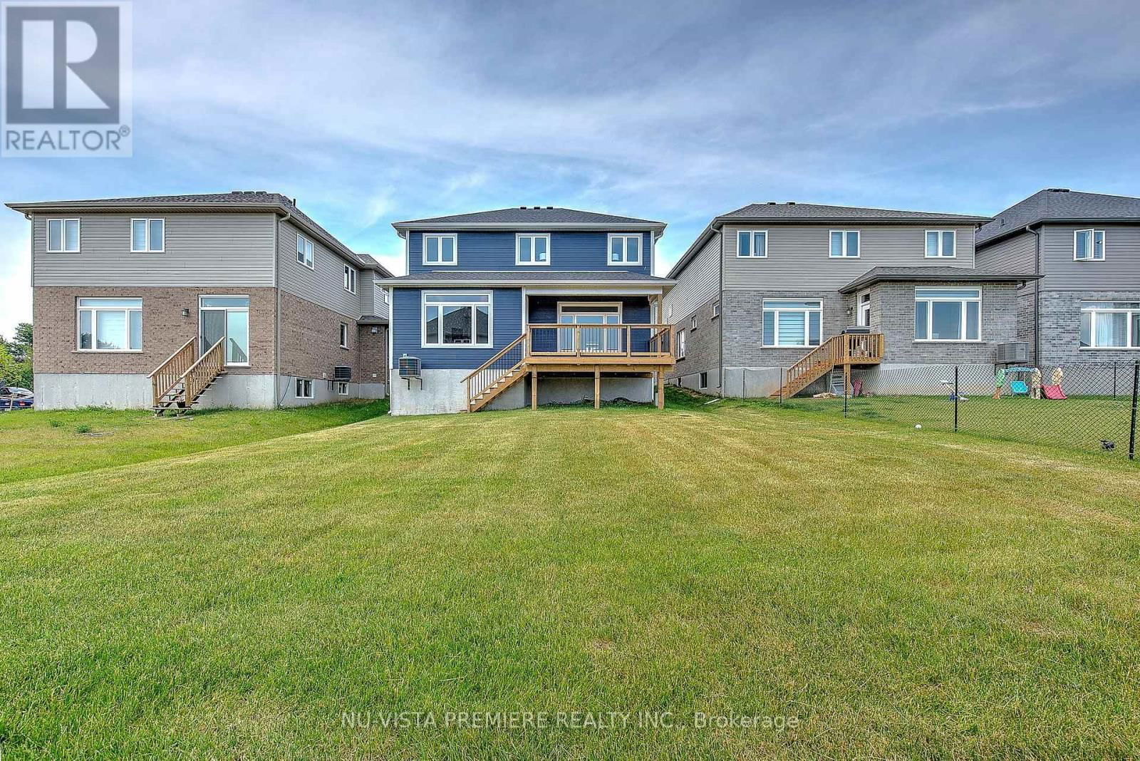 28 BASIL CRESCENT Image 43
