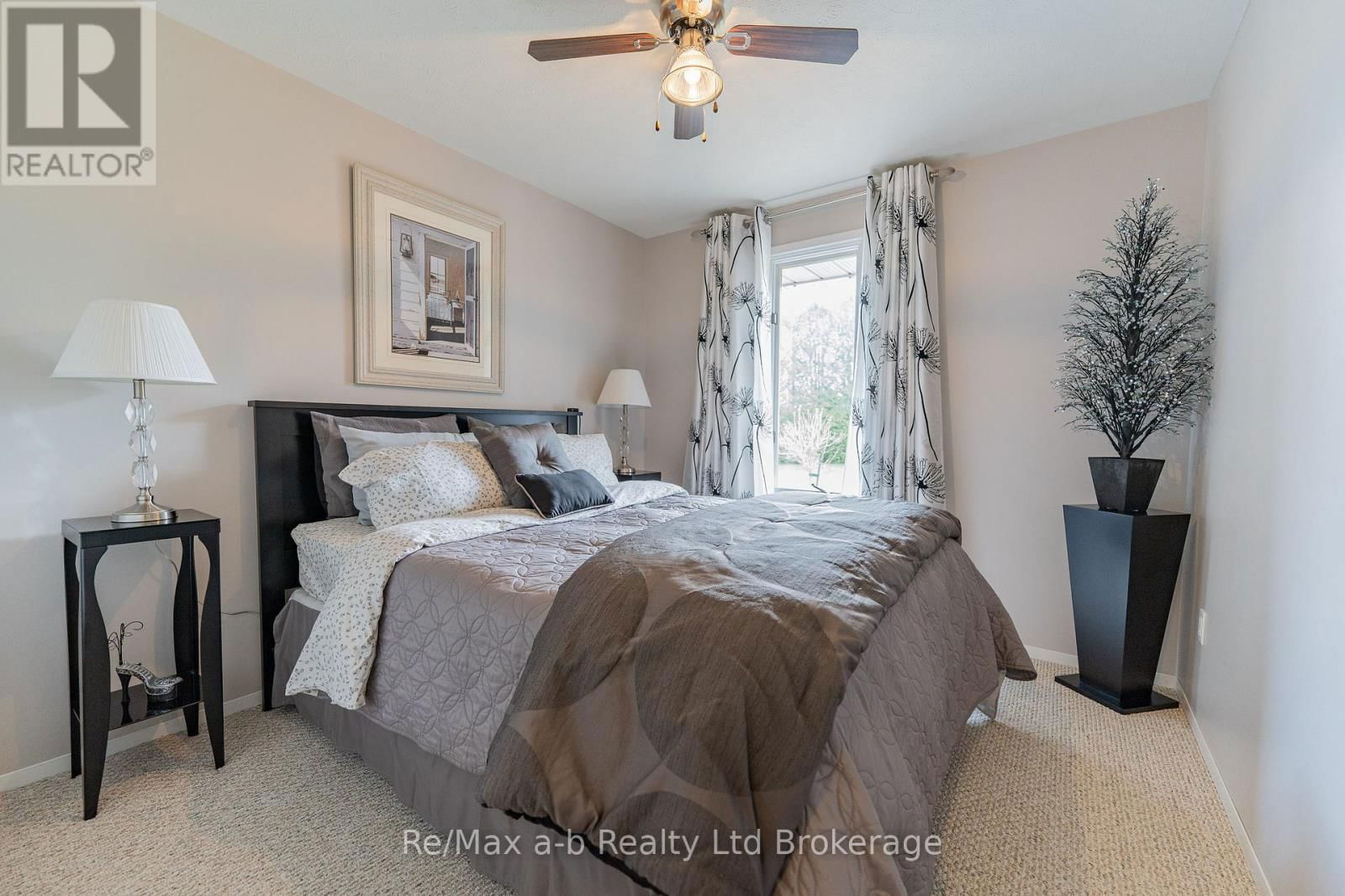 10884 PLANK ROAD Image 19
