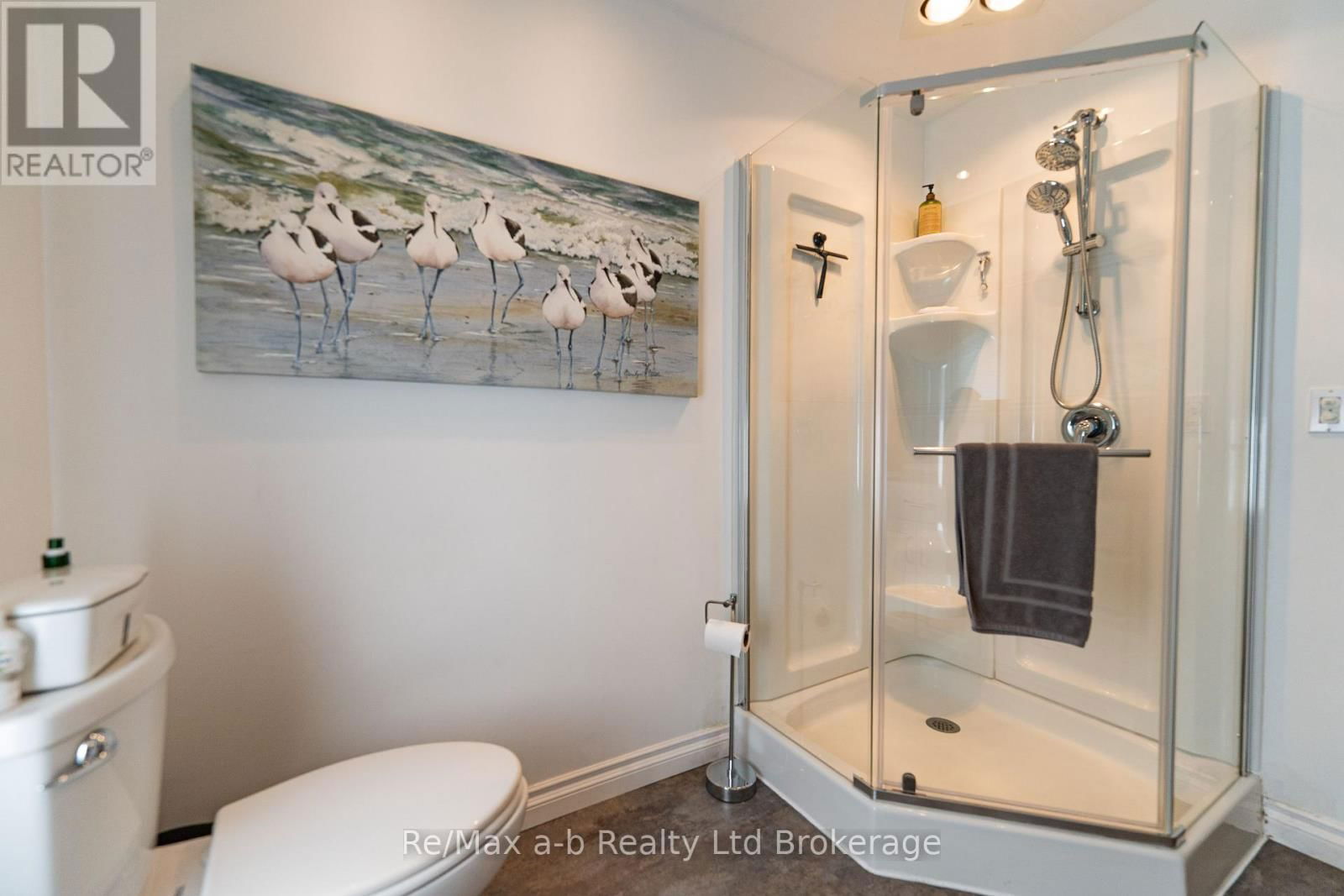 10884 PLANK ROAD Image 25