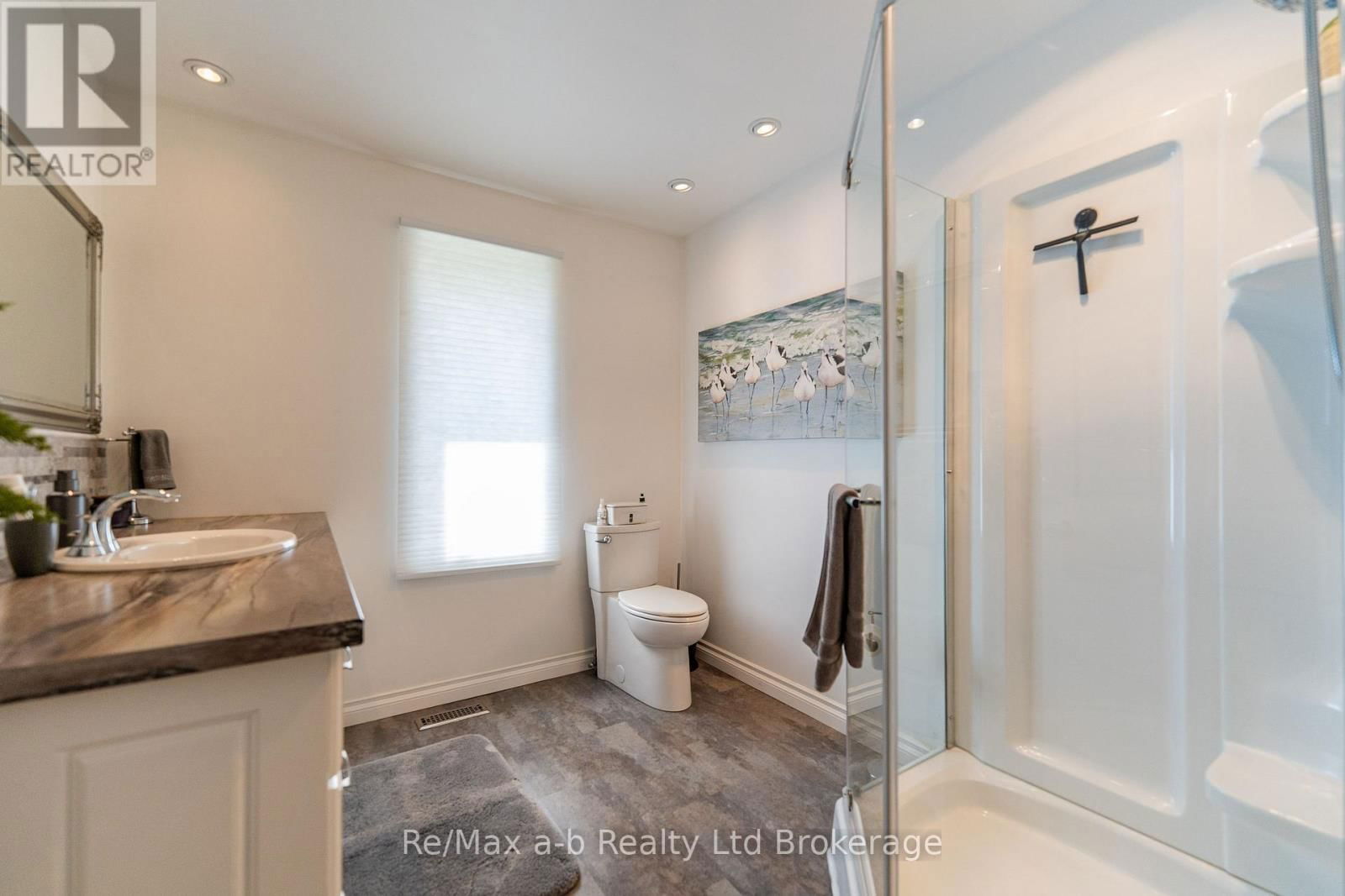 10884 PLANK ROAD Image 26