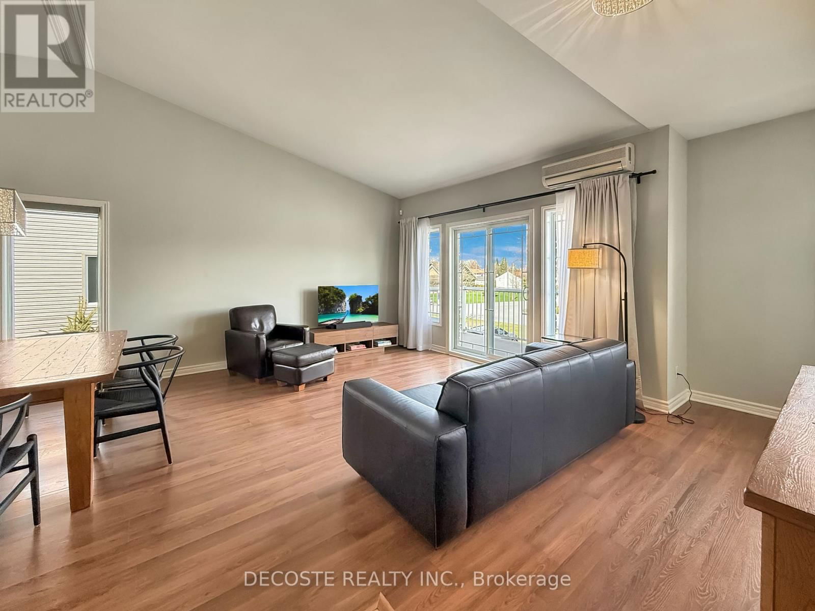 8 - 28 VALAIN STREET Image 7