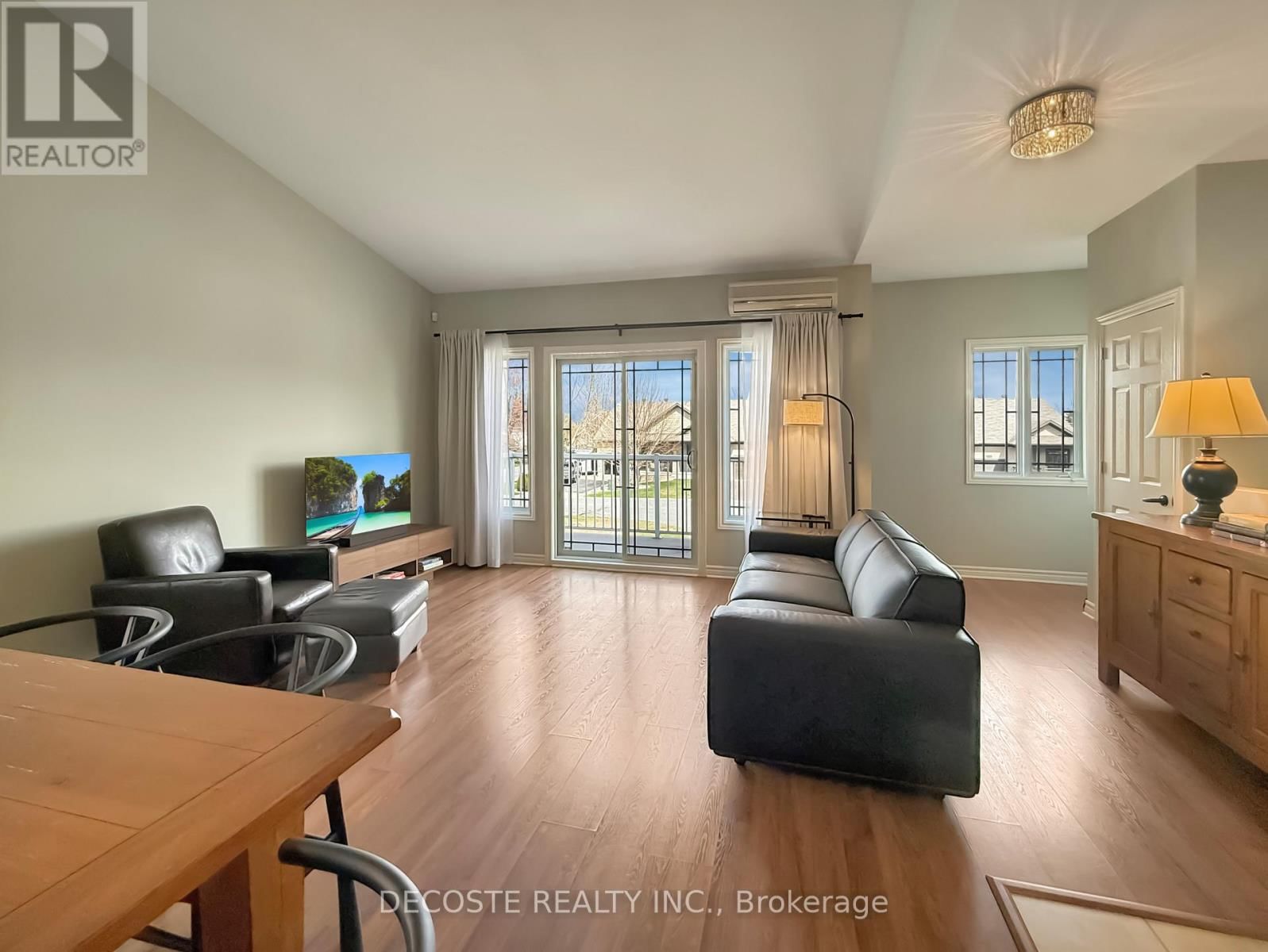 8 - 28 VALAIN STREET Image 9