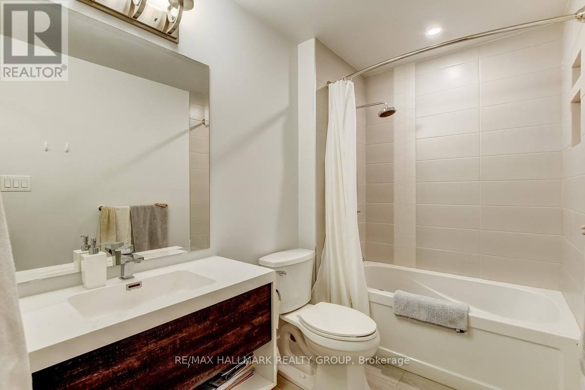 1006 SHEFFORD ROAD Image 27