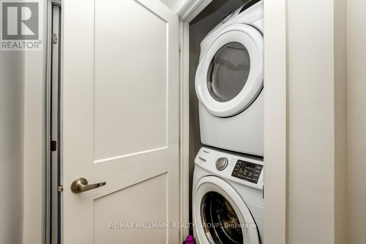 1006 SHEFFORD ROAD Image 28