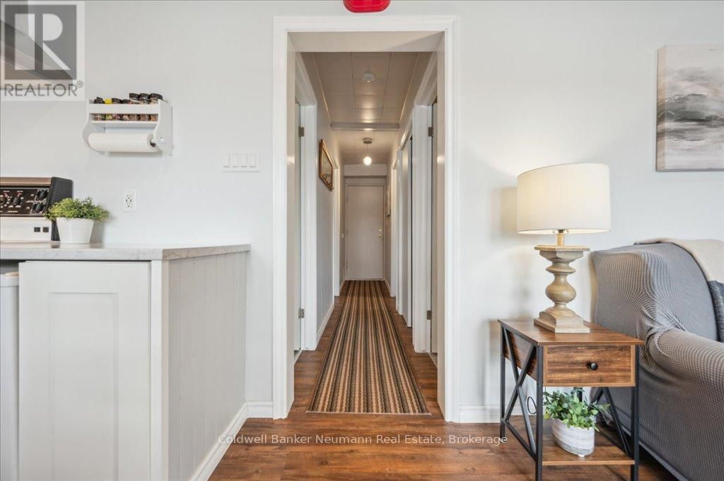 1012 TENTH STREET Image 19