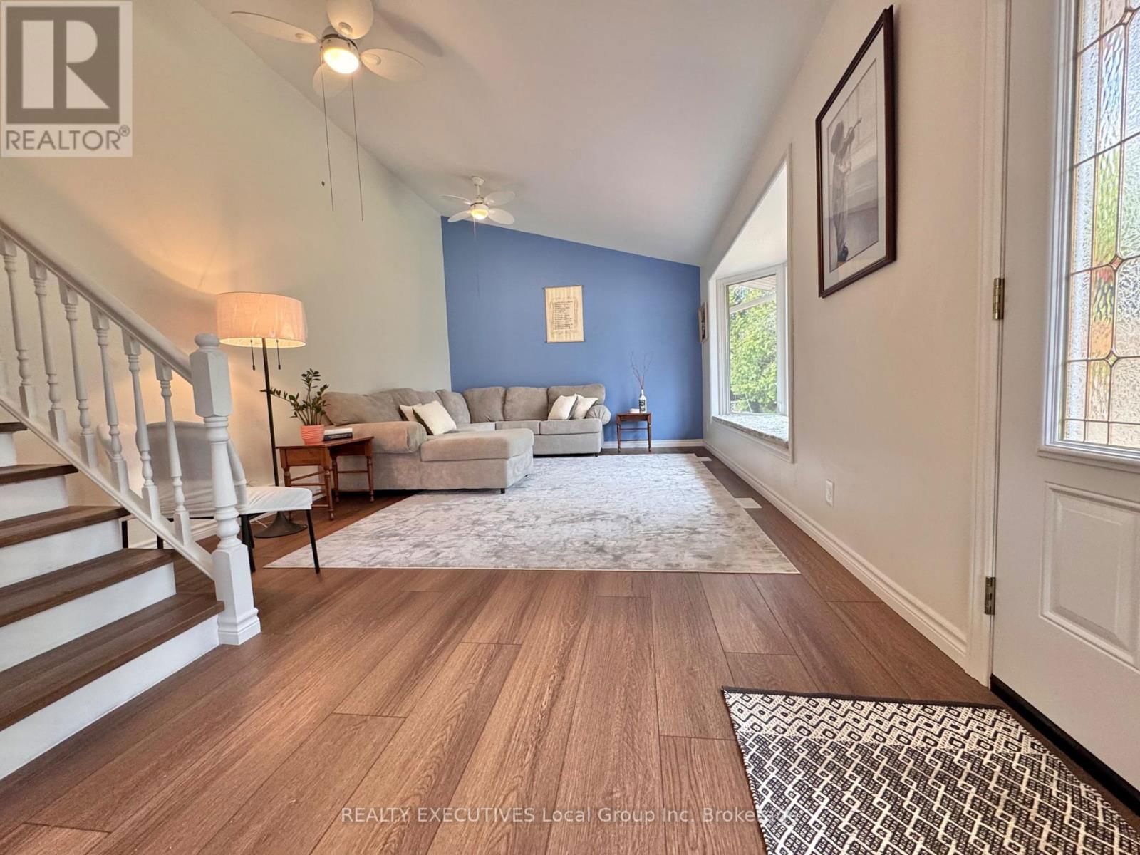 1052 EVANSVILLE DRIVE Image 15