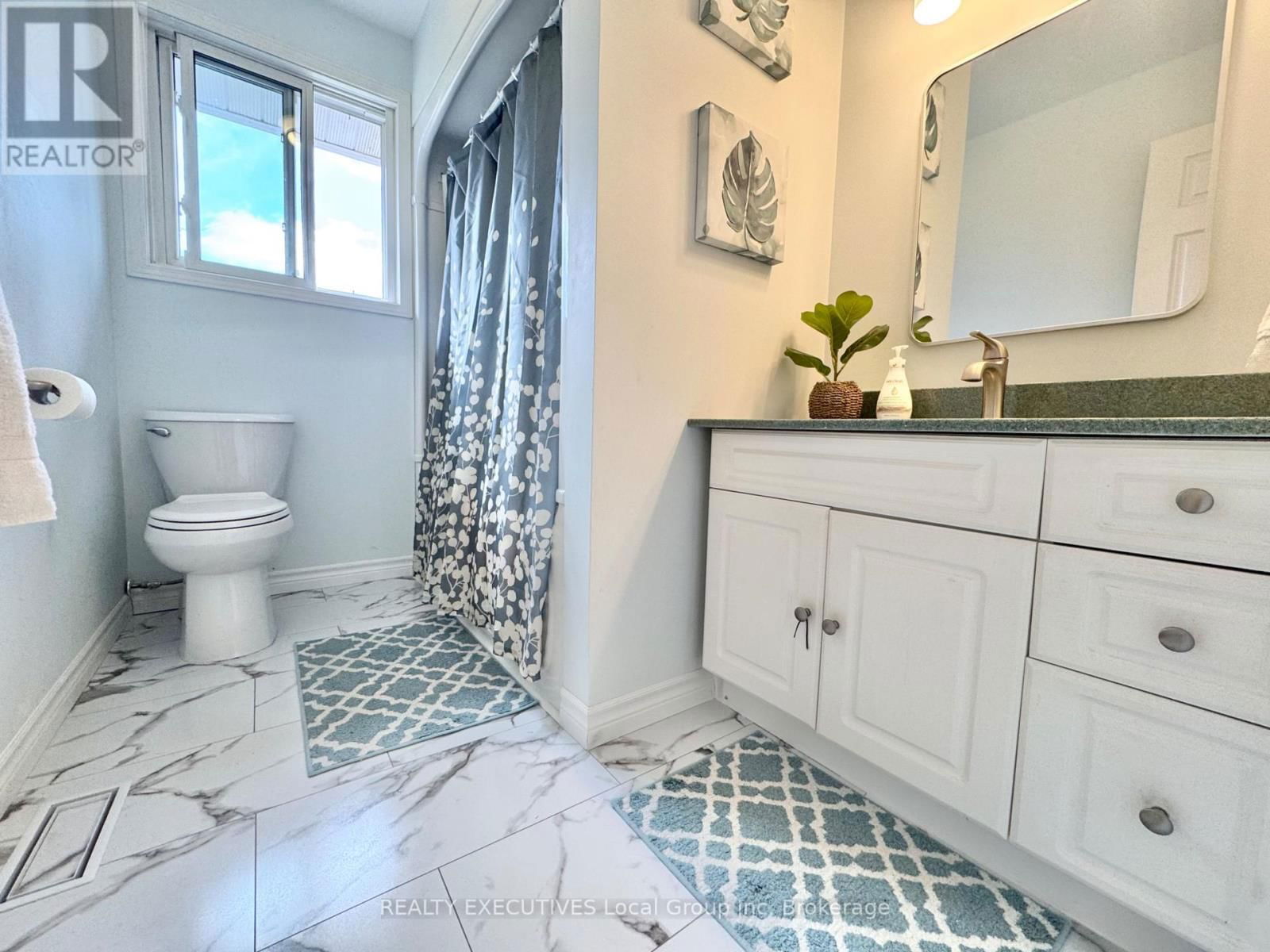 1052 EVANSVILLE DRIVE Image 21