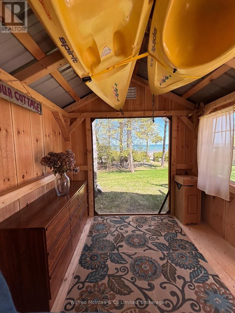 61 WAHBEZEE DRIVE Image 15