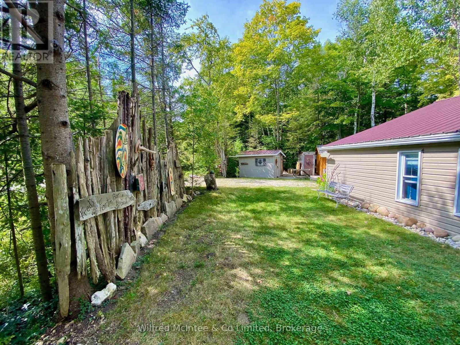 61 WAHBEZEE DRIVE Image 9