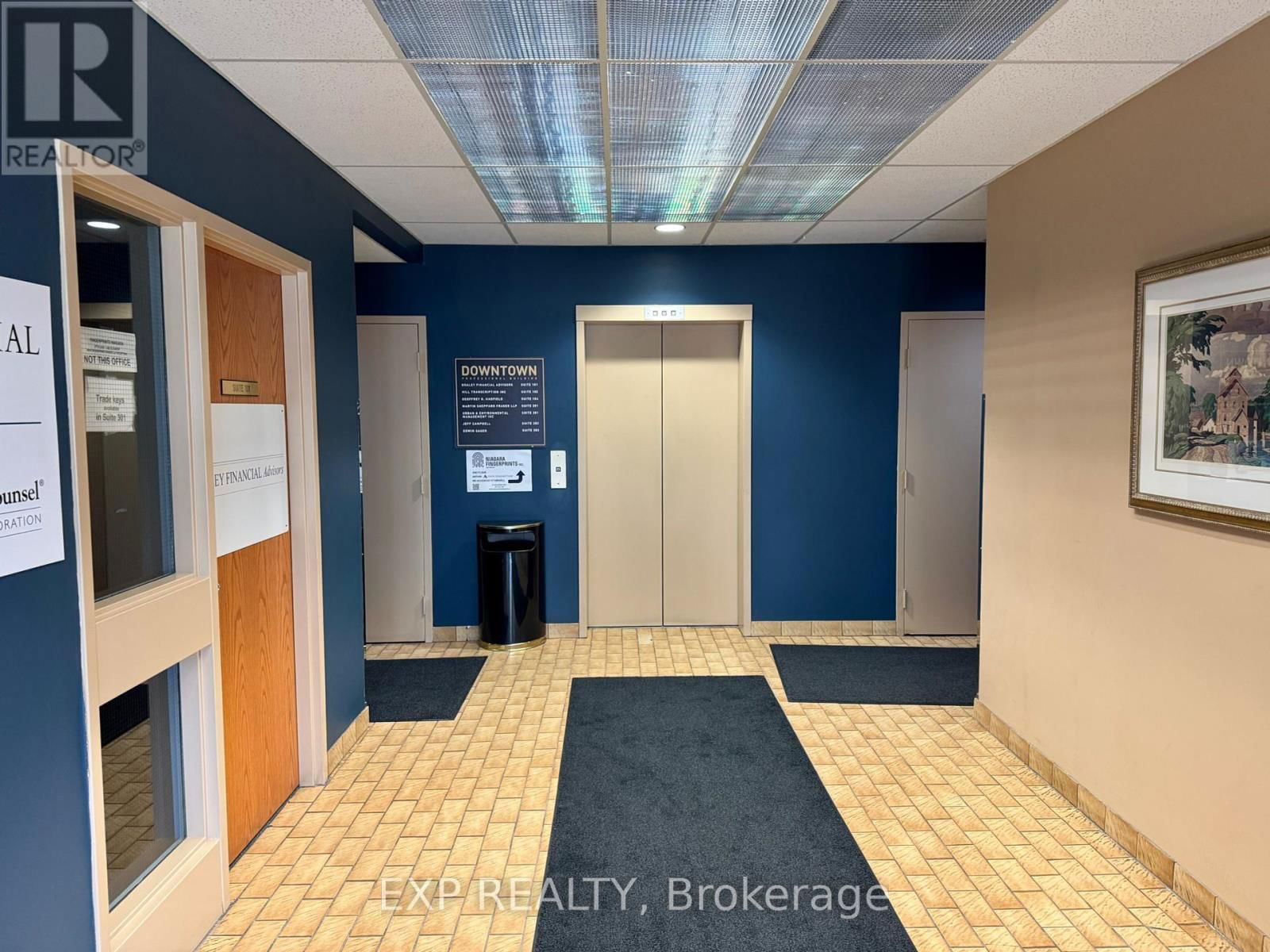 102 - 4701 SAINT CLAIR AVENUE Image 3