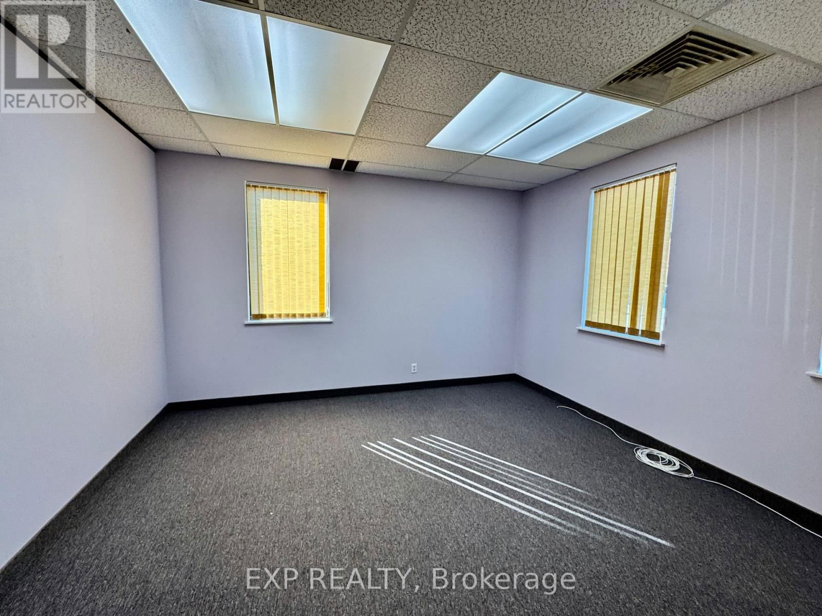 102 - 4701 SAINT CLAIR AVENUE Image 6