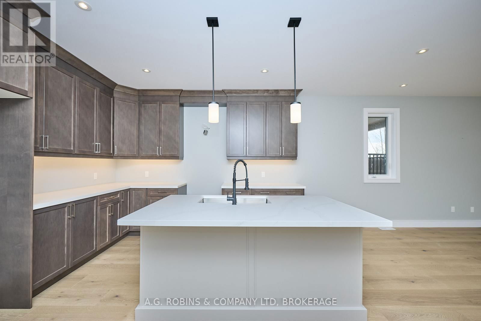 4112 FLY ROAD Image 17