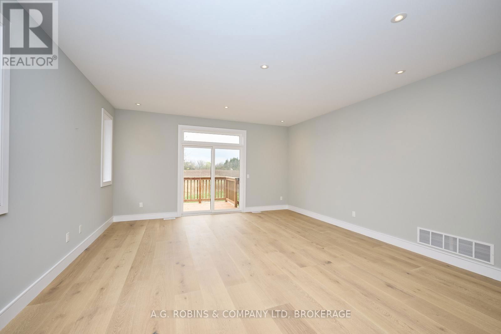 4112 FLY ROAD Image 19
