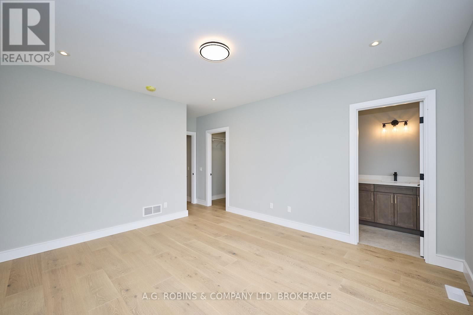 4112 FLY ROAD Image 31