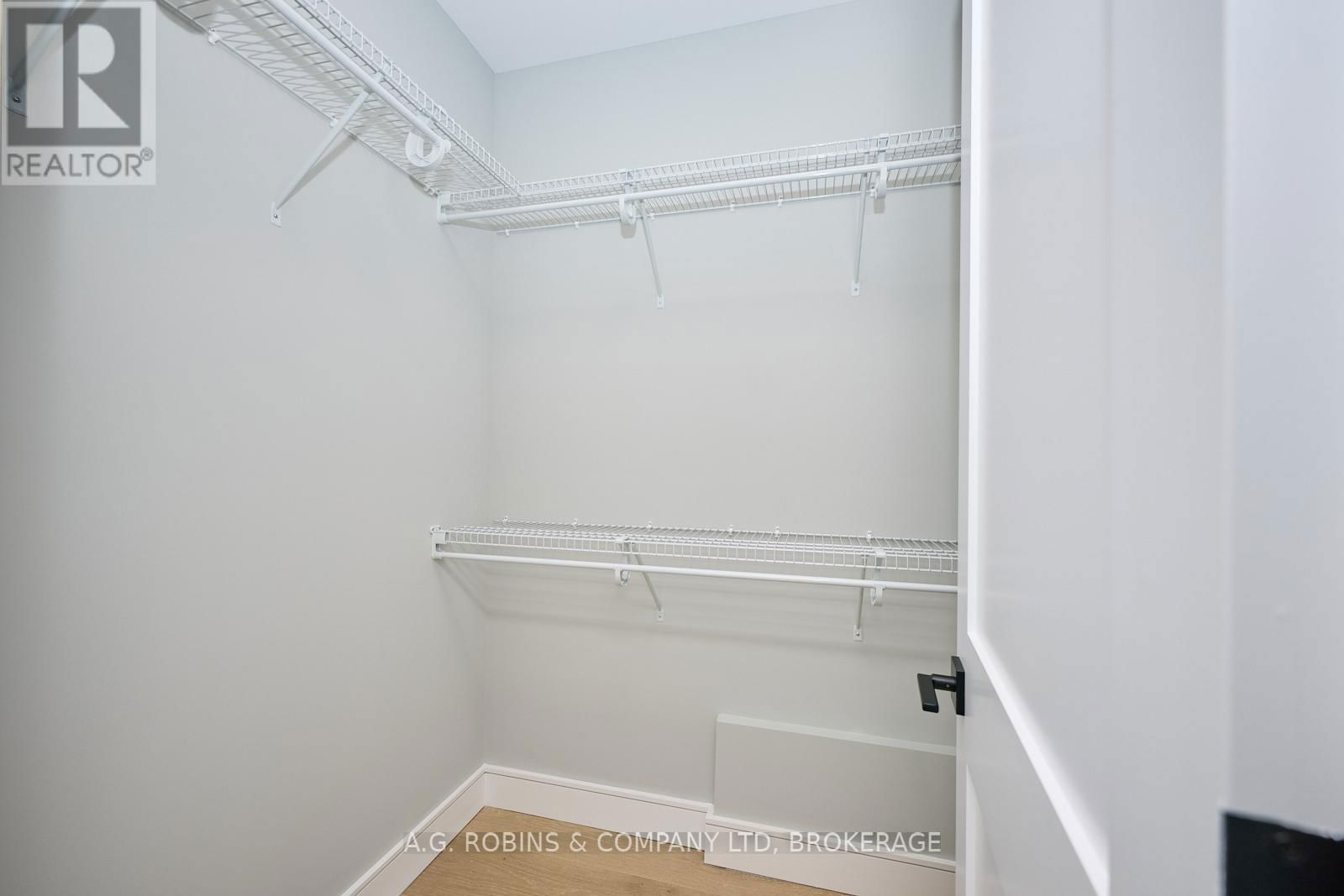 4112 FLY ROAD Image 34