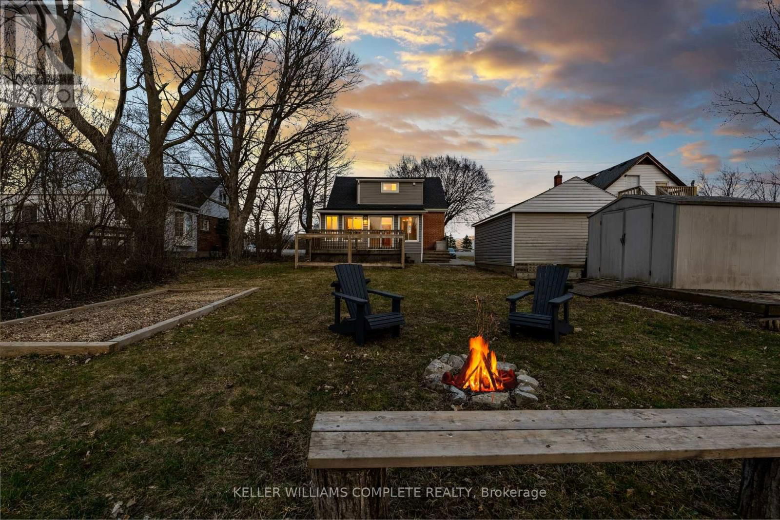2812 UPPER JAMES STREET Image 11