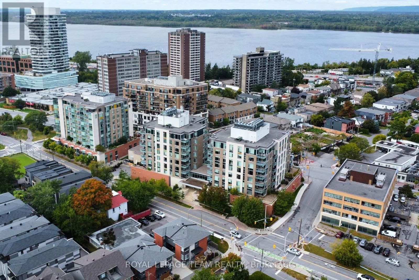 413 - 575 BYRON AVENUE Image 3