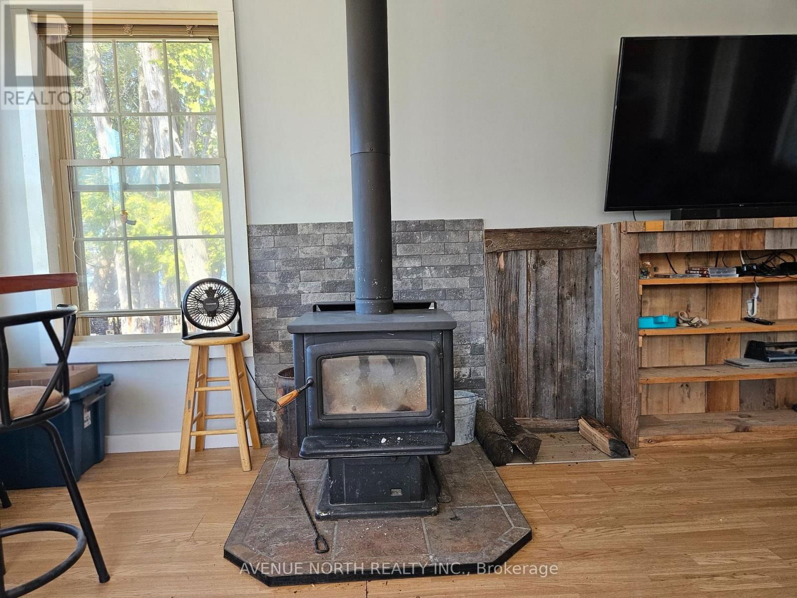 993 CORKTOWN ROAD Image 10