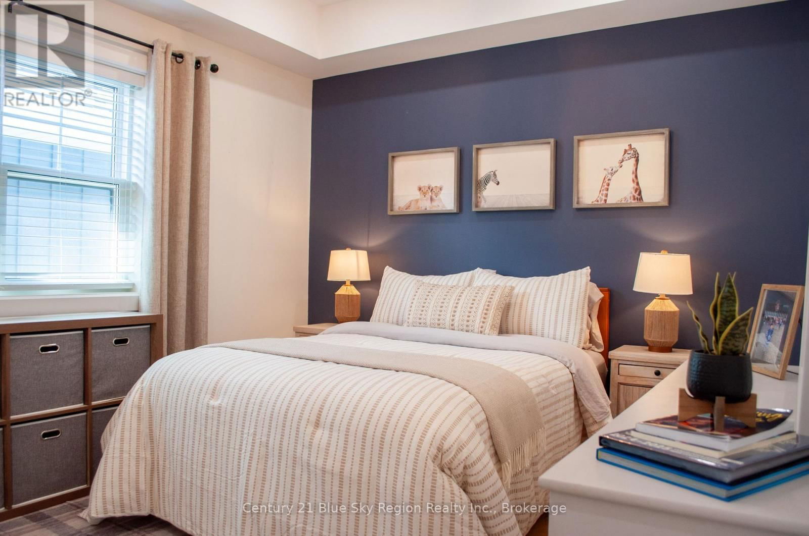 8 CHATEAU RIDGE Image 34