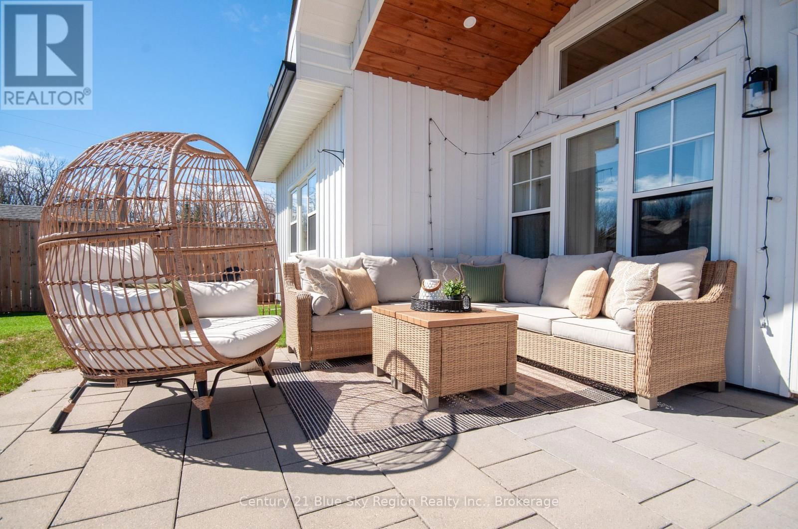 8 CHATEAU RIDGE Image 41