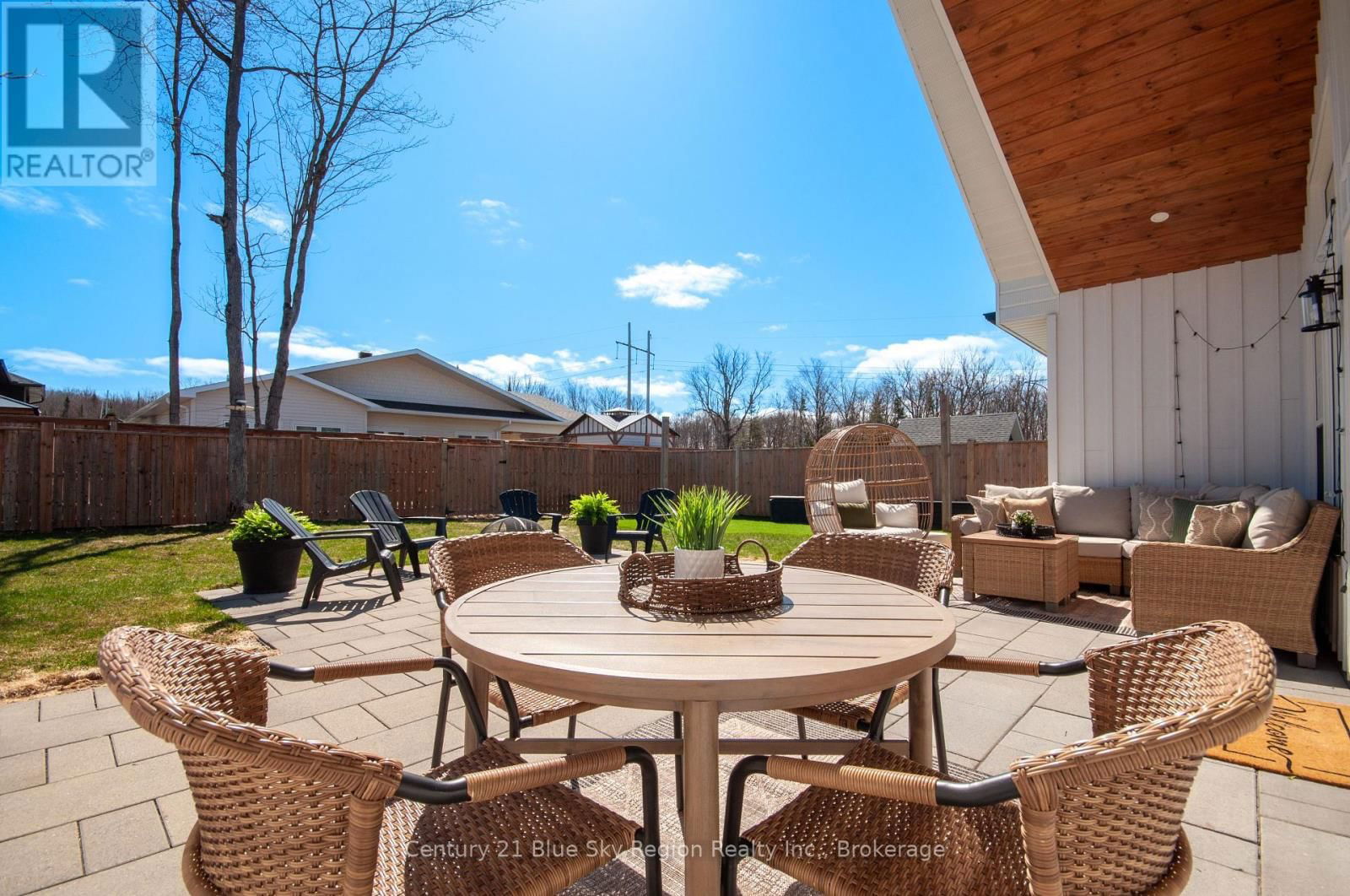 8 CHATEAU RIDGE Image 42
