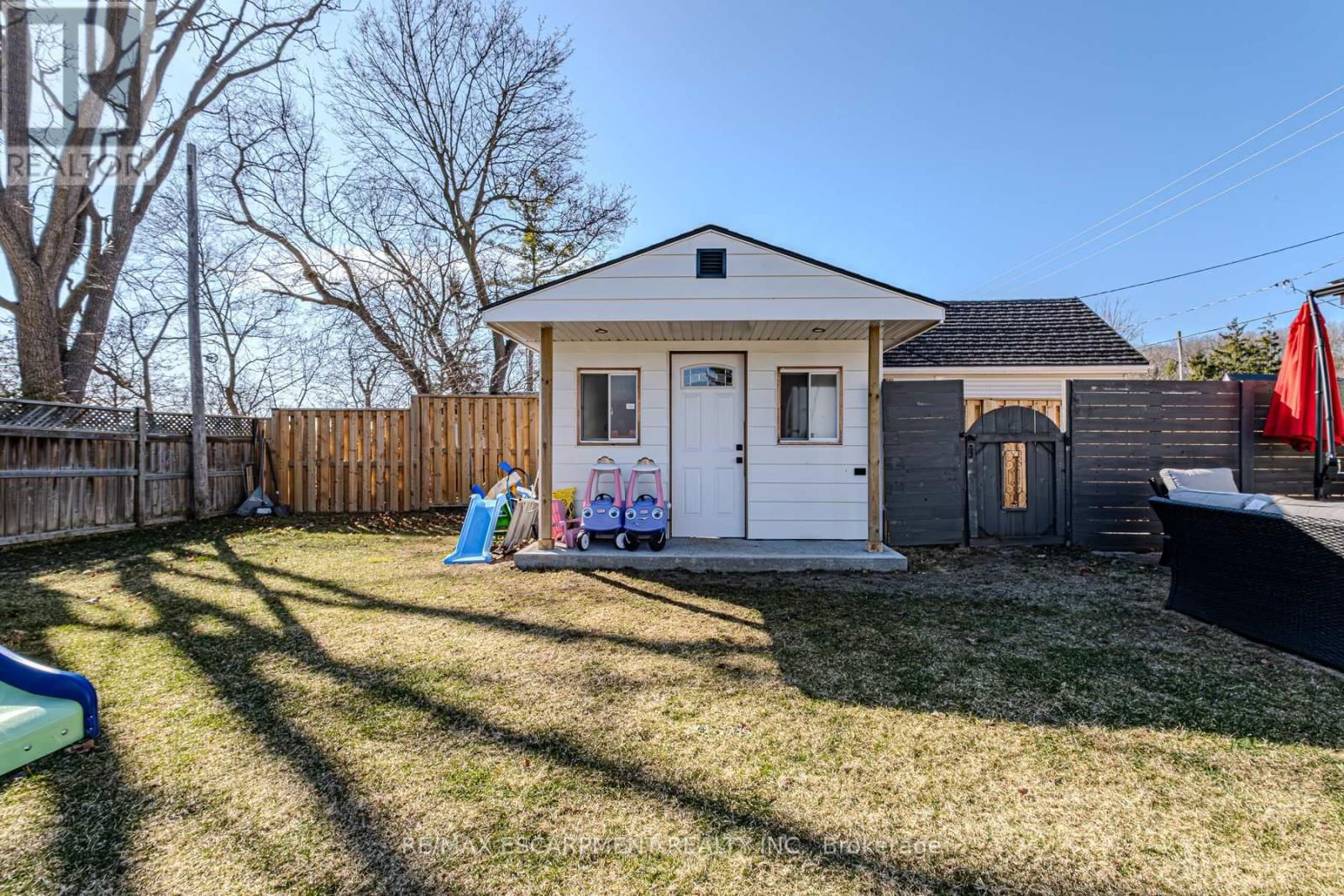 37 QUEEN STREET Image 9