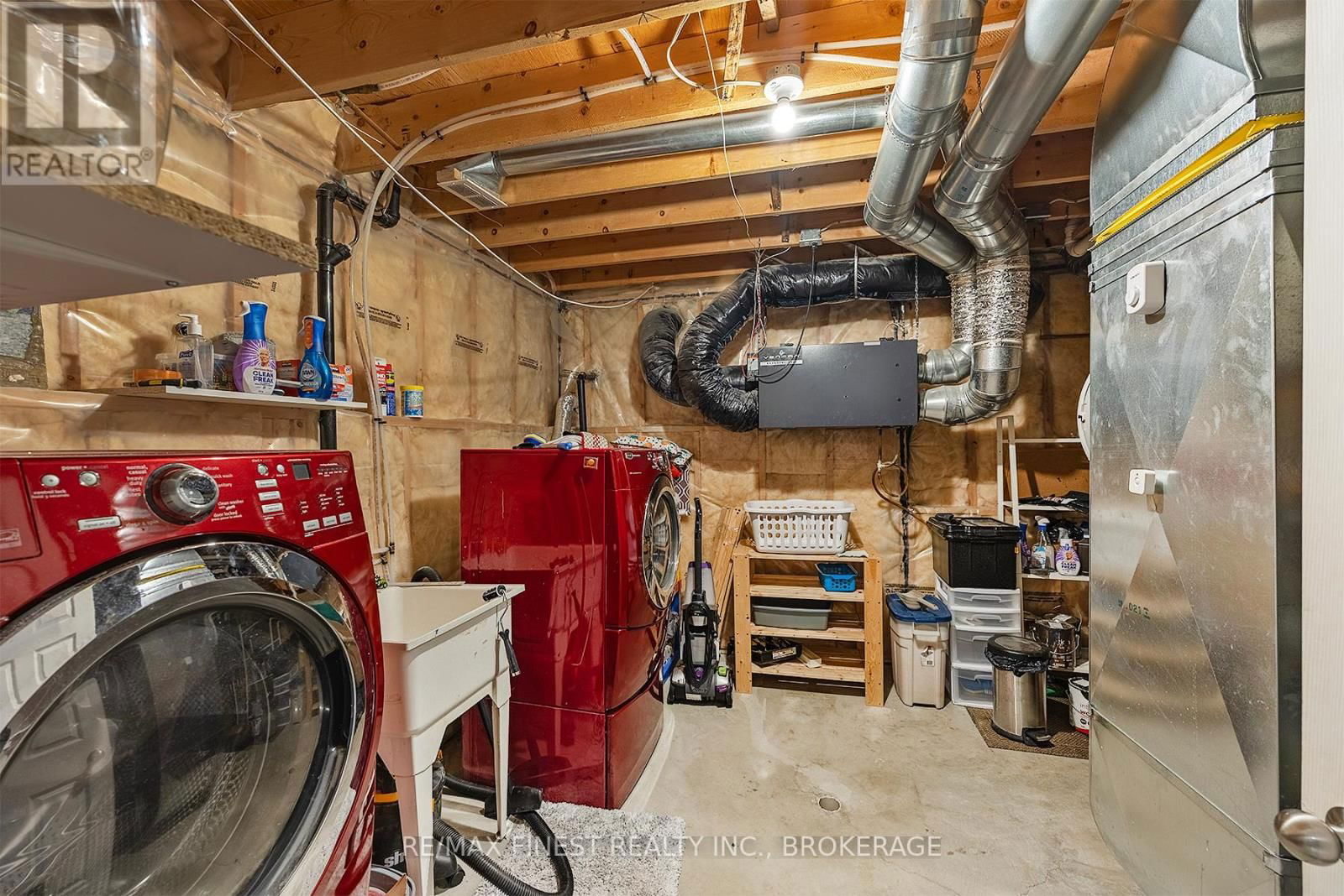 1001 BLUFFWOOD AVENUE Image 35