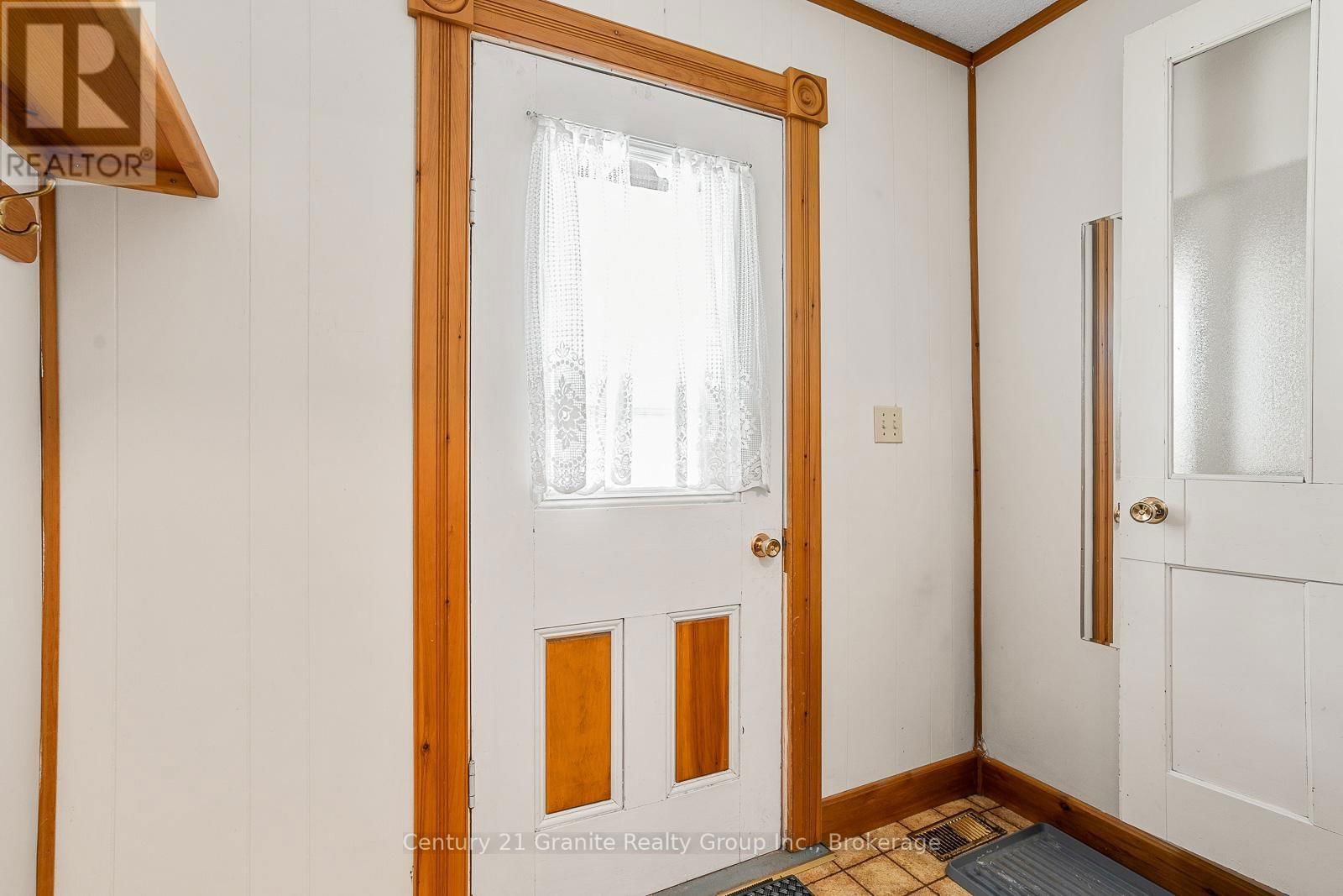 134 HIGHLAND STREET Image 19