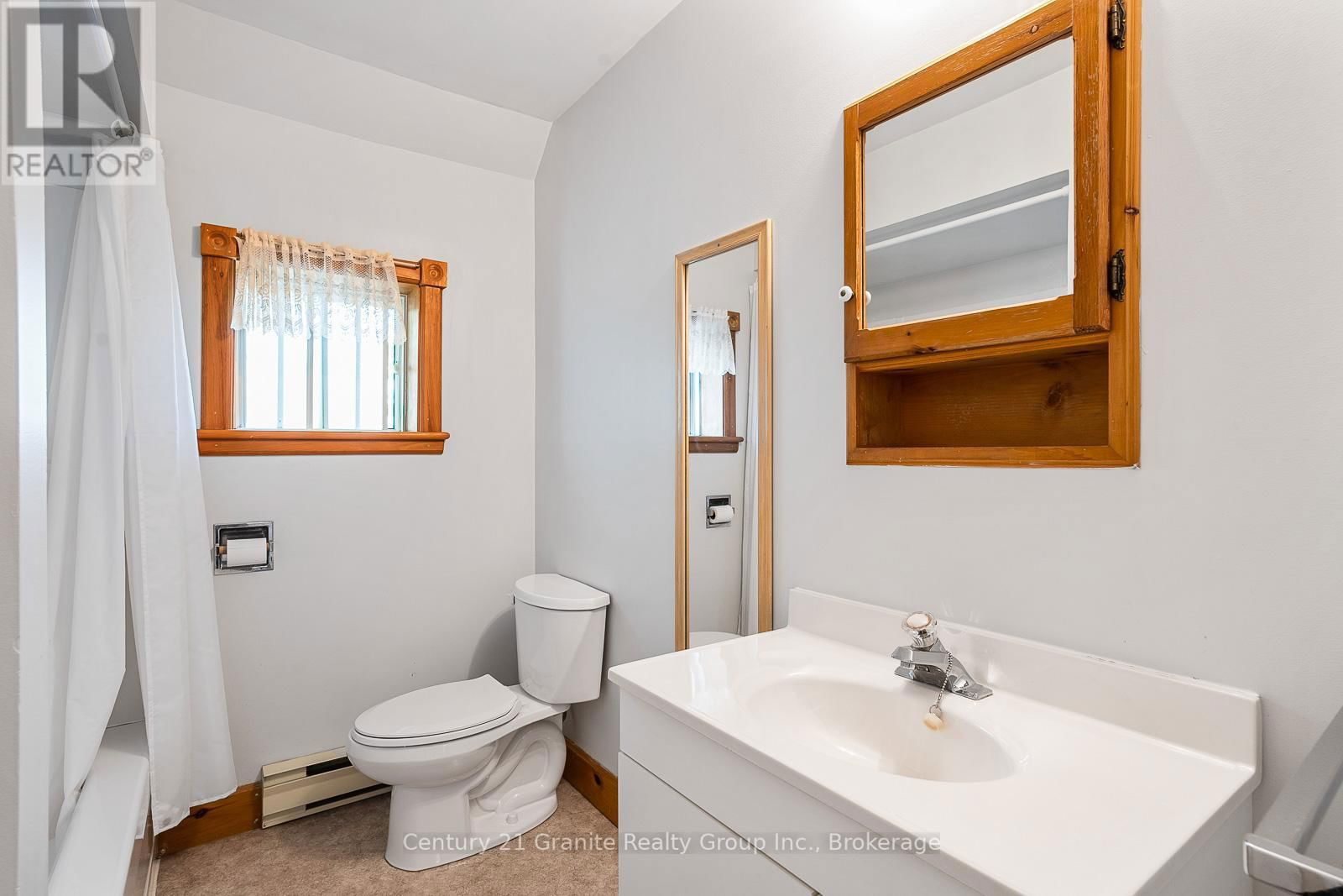 134 HIGHLAND STREET Image 27