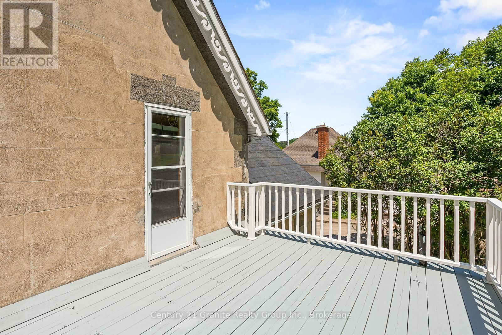 134 HIGHLAND STREET Image 34