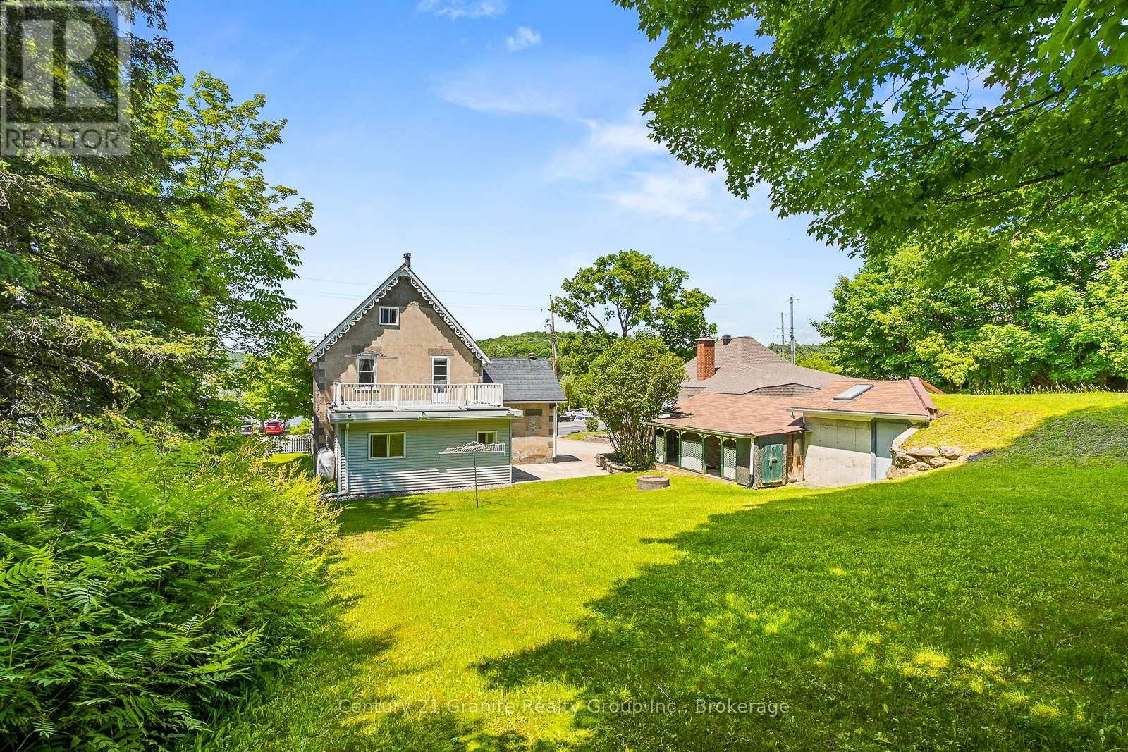 134 HIGHLAND STREET Image 38