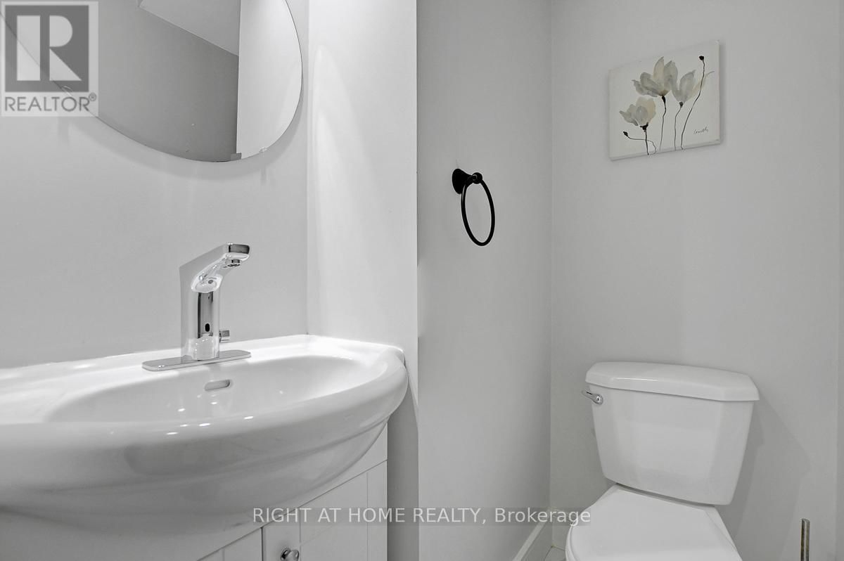 81 CANTER BOULEVARD Image 16