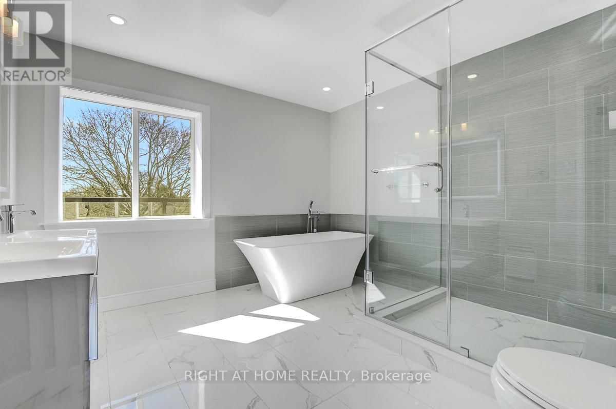 81 CANTER BOULEVARD Image 24