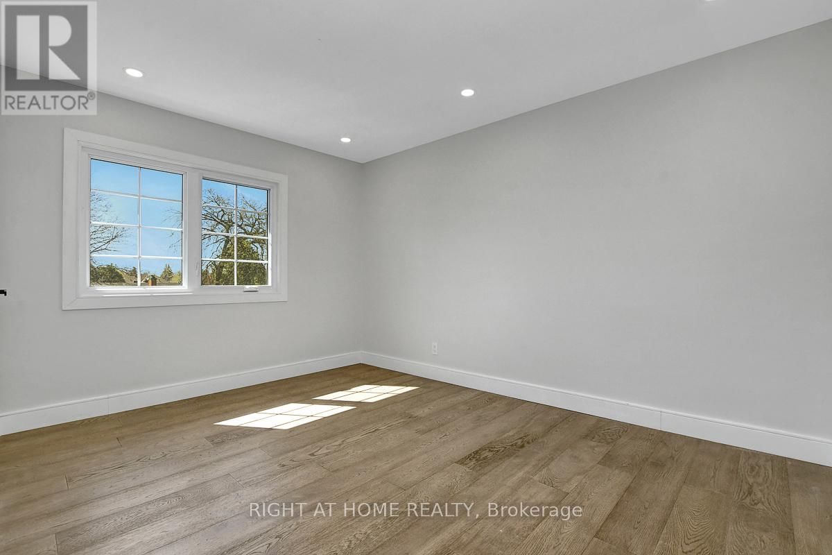 81 CANTER BOULEVARD Image 33