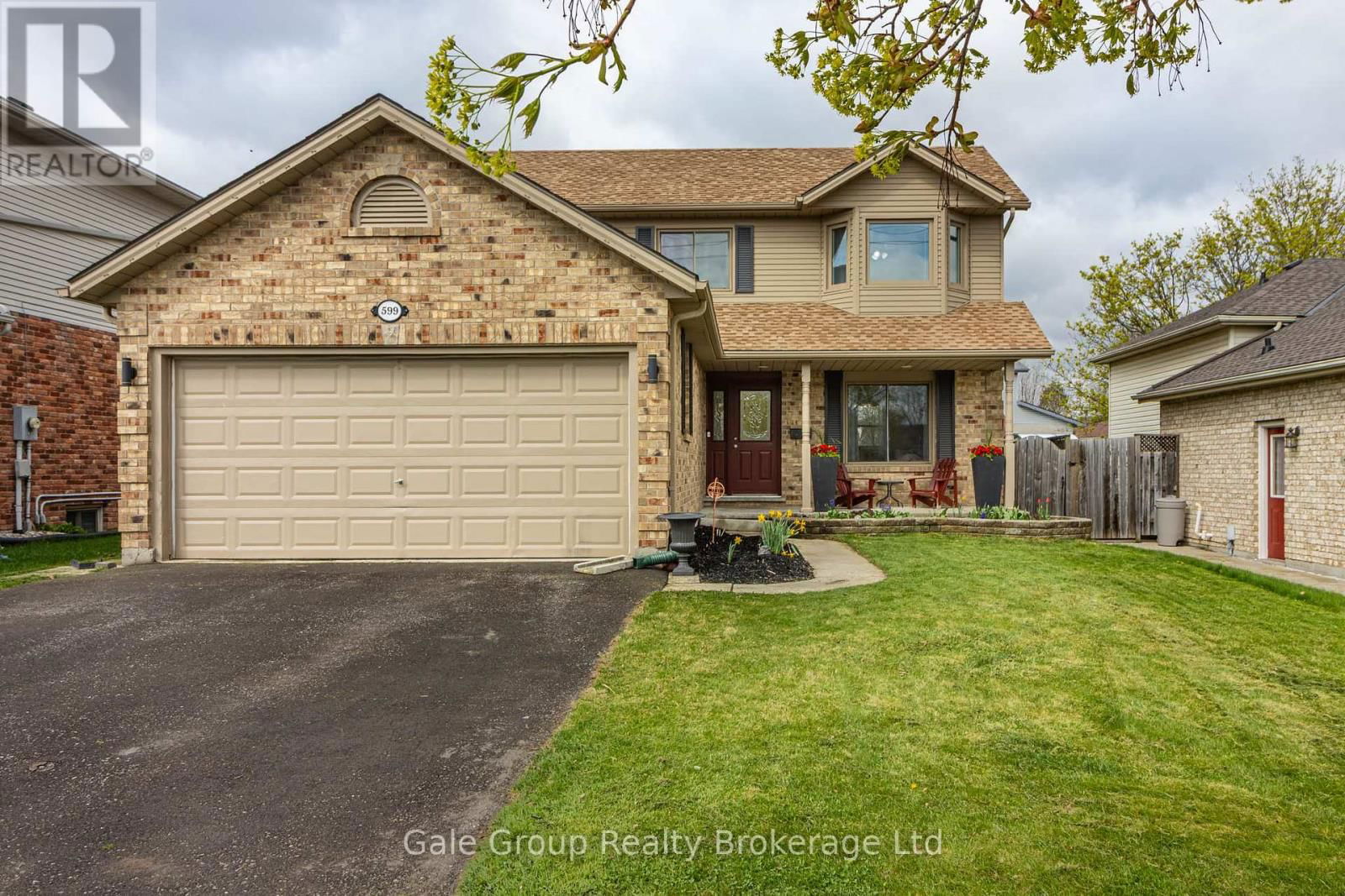 599 LANSDOWNE AVENUE Image 1
