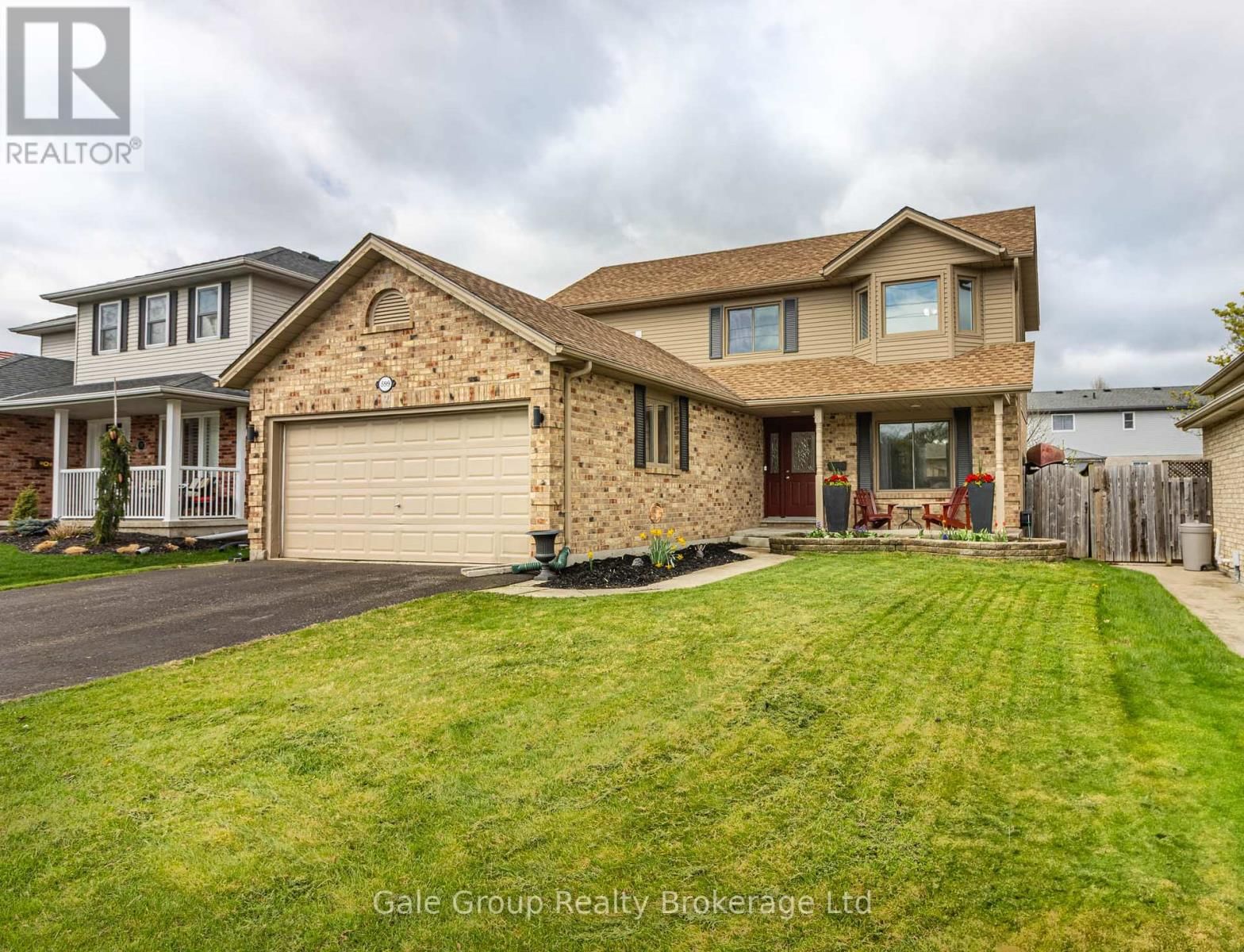 599 LANSDOWNE AVENUE Image 3