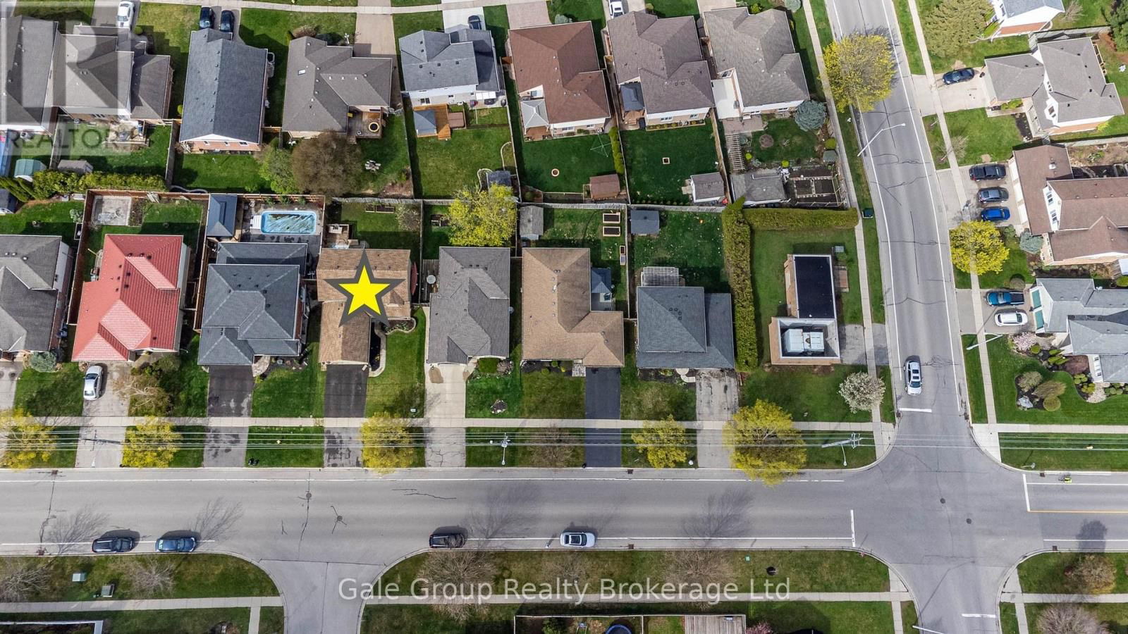599 LANSDOWNE AVENUE Image 39