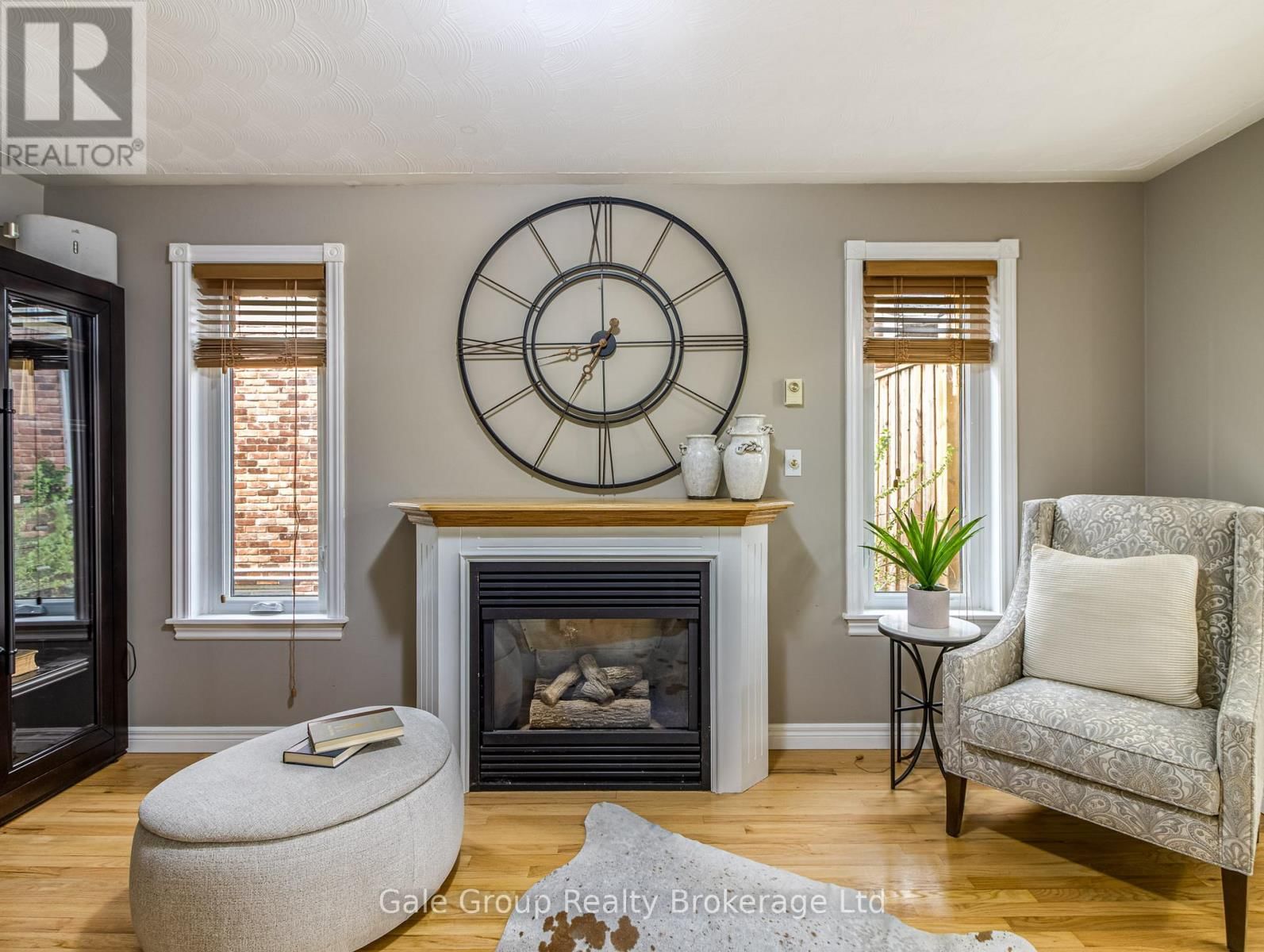 599 LANSDOWNE AVENUE Image 4