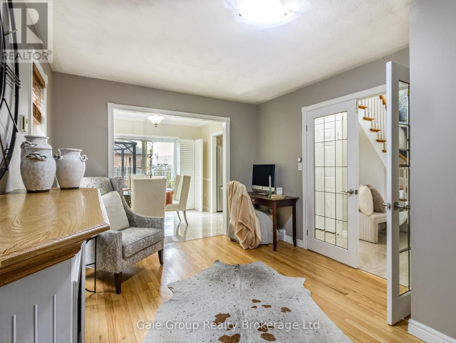 599 LANSDOWNE AVENUE Image 7