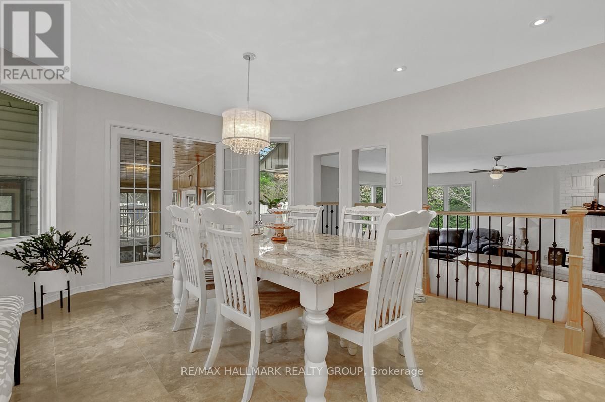 111 HUNTLEY MANOR DRIVE Image 13