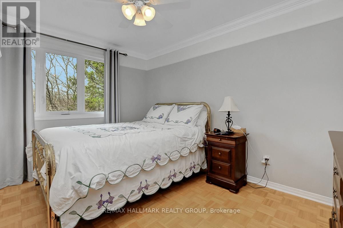111 HUNTLEY MANOR DRIVE Image 26