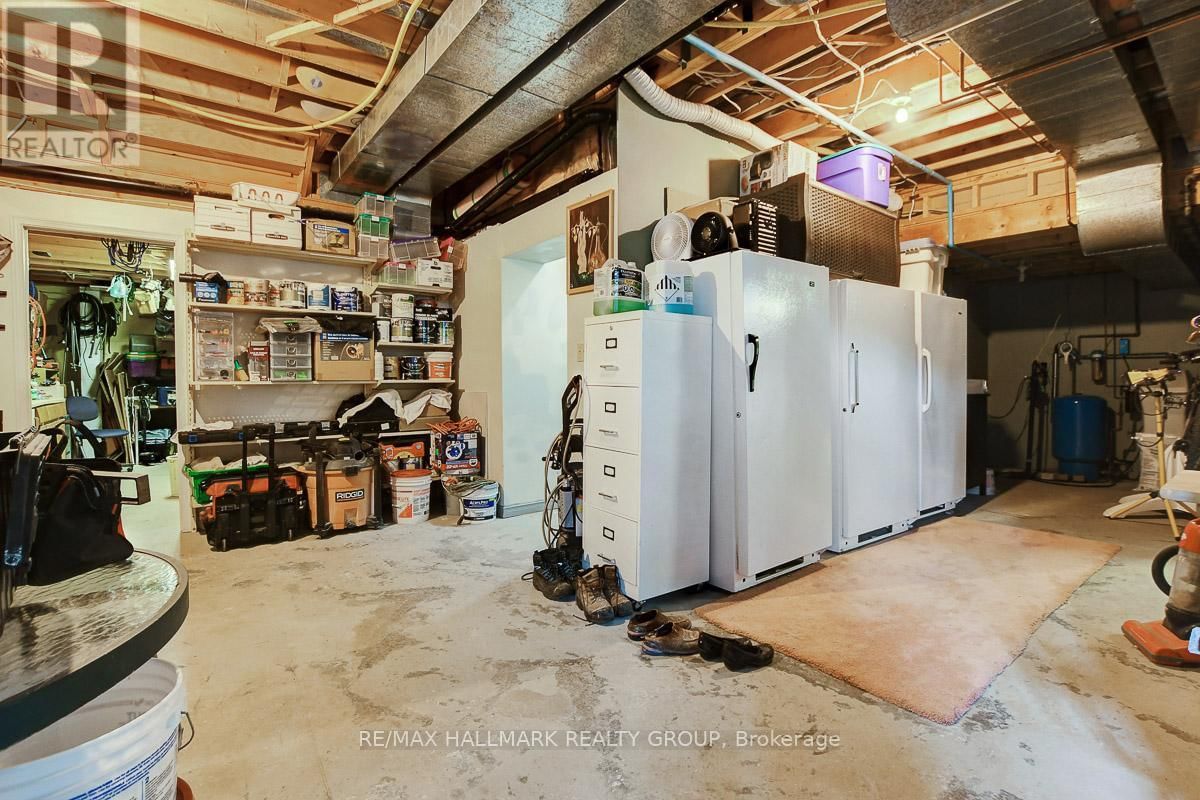 111 HUNTLEY MANOR DRIVE Image 32
