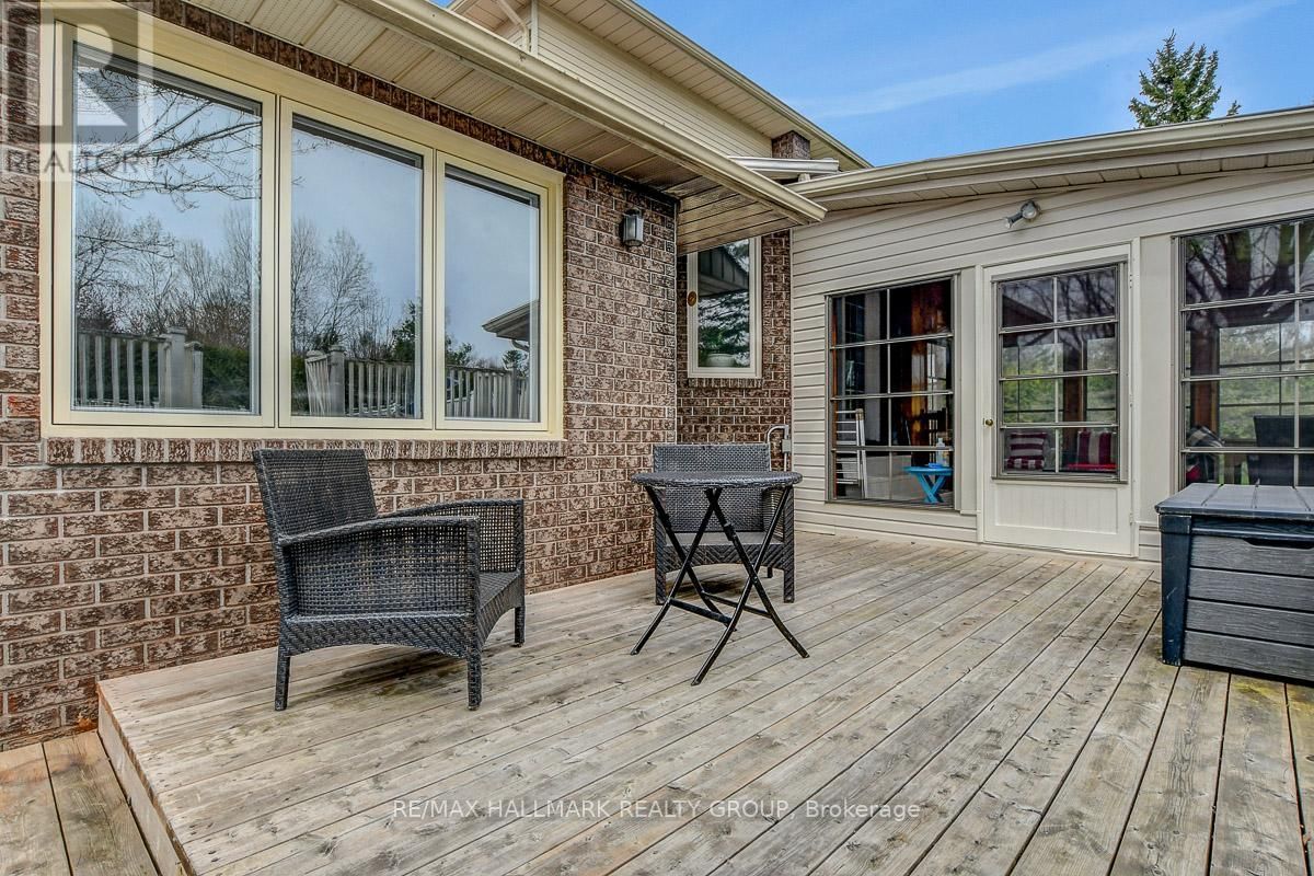 111 HUNTLEY MANOR DRIVE Image 37