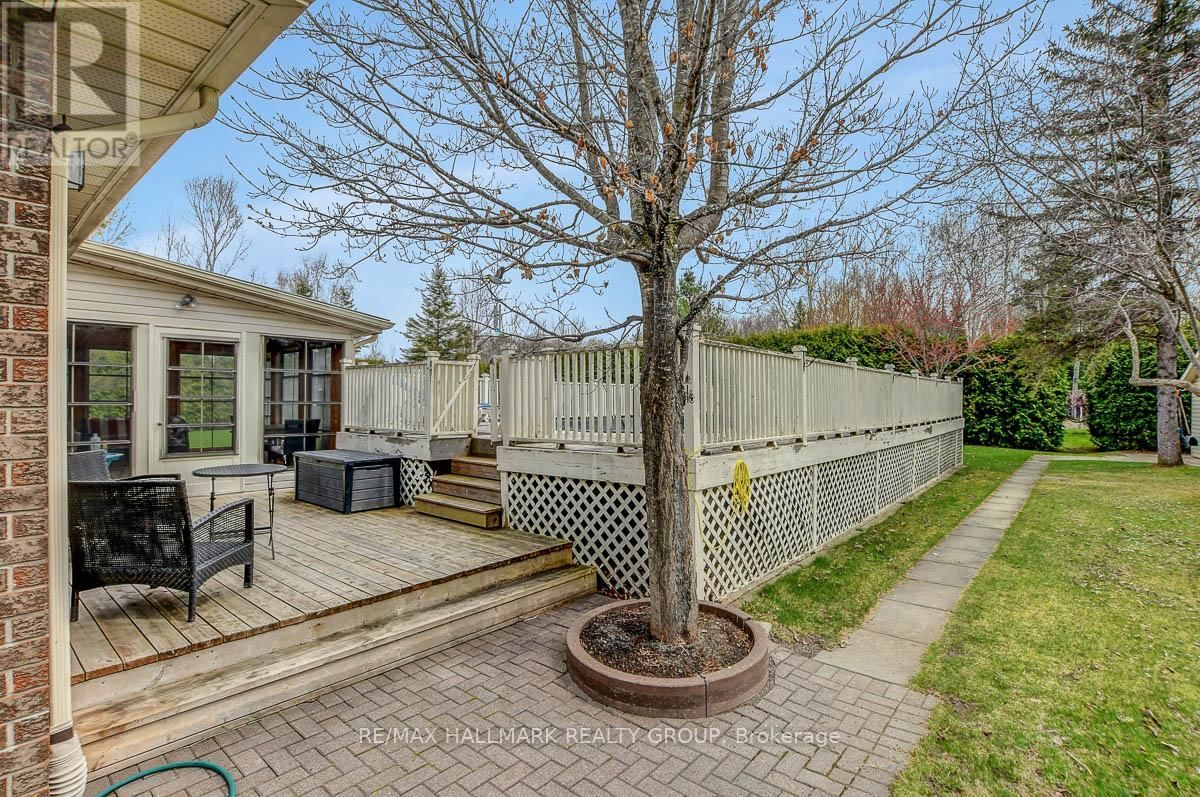 111 HUNTLEY MANOR DRIVE Image 38