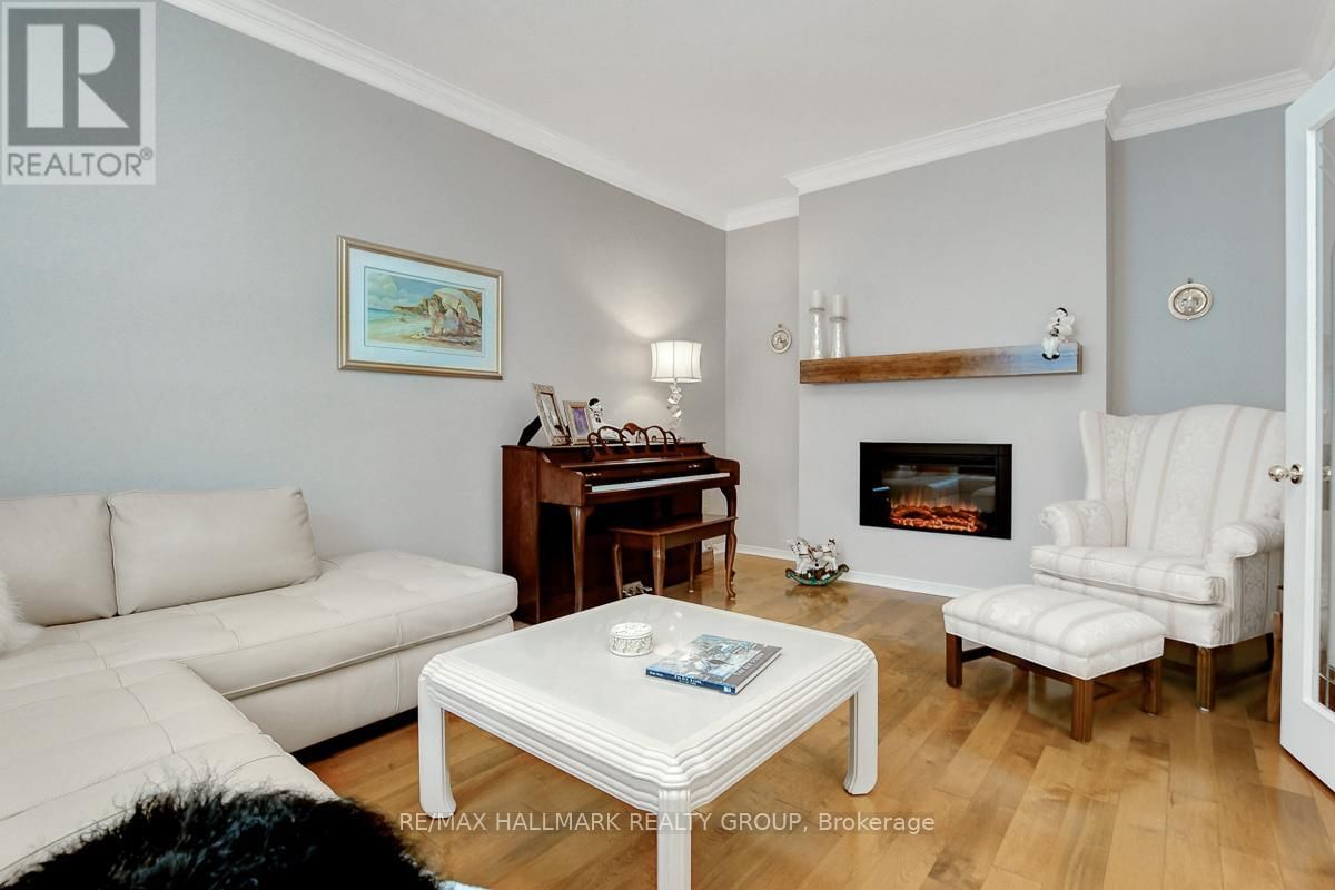 111 HUNTLEY MANOR DRIVE Image 5