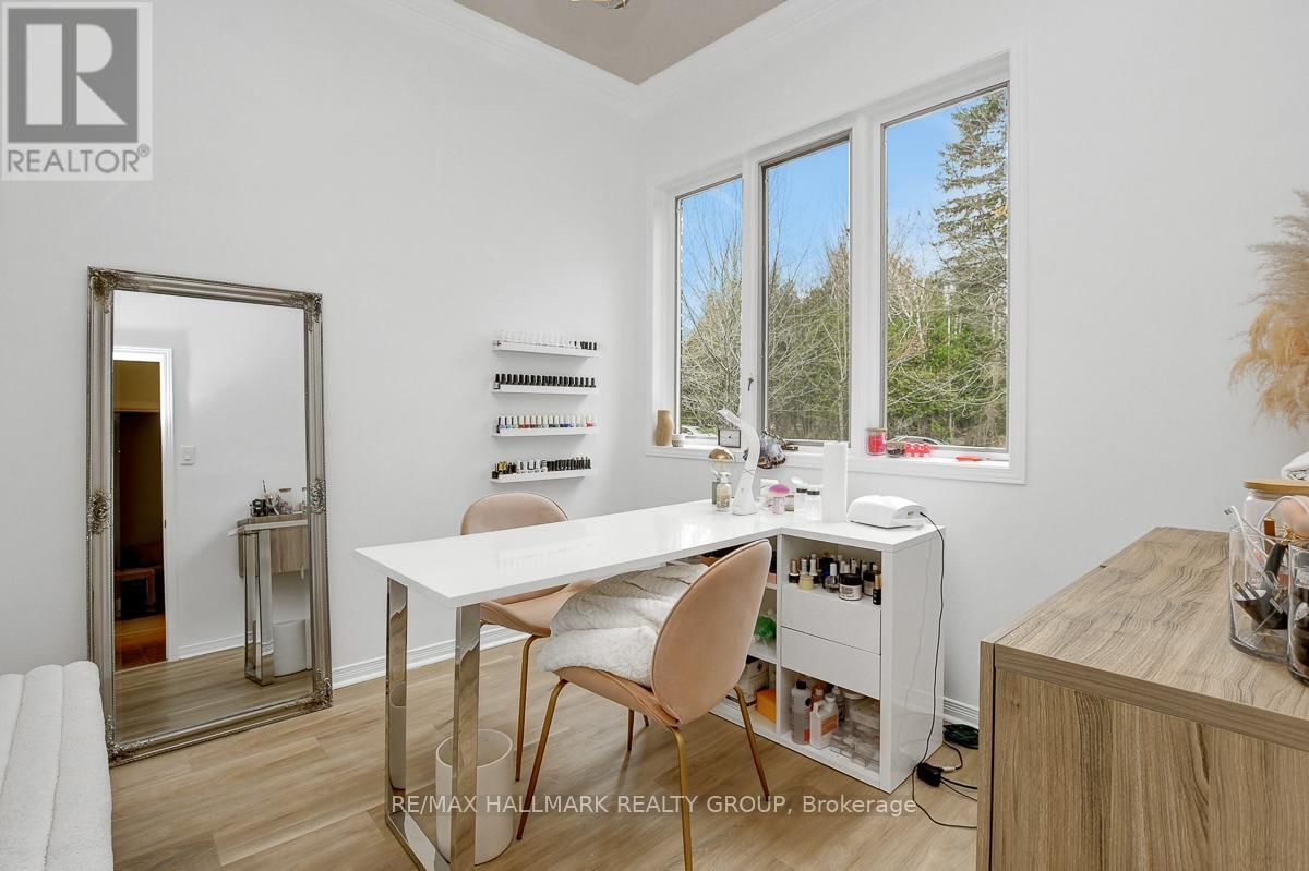 111 HUNTLEY MANOR DRIVE Image 6