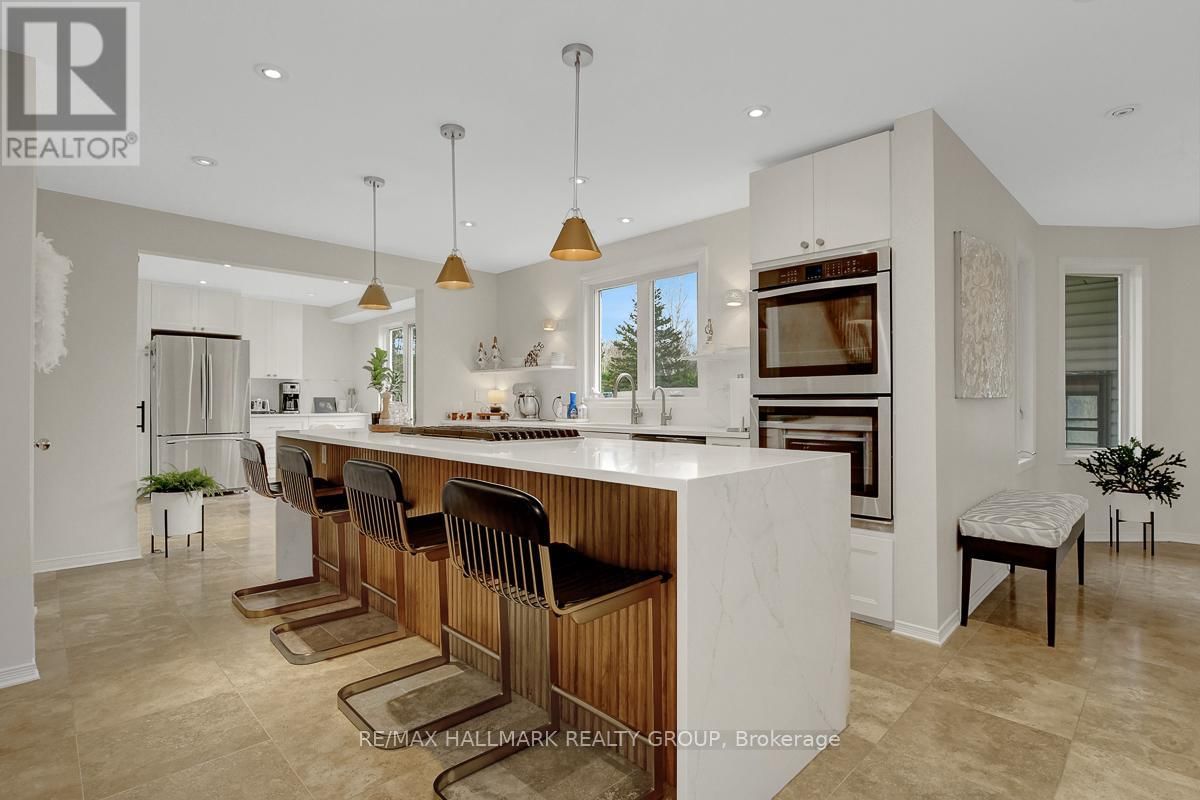 111 HUNTLEY MANOR DRIVE Image 9