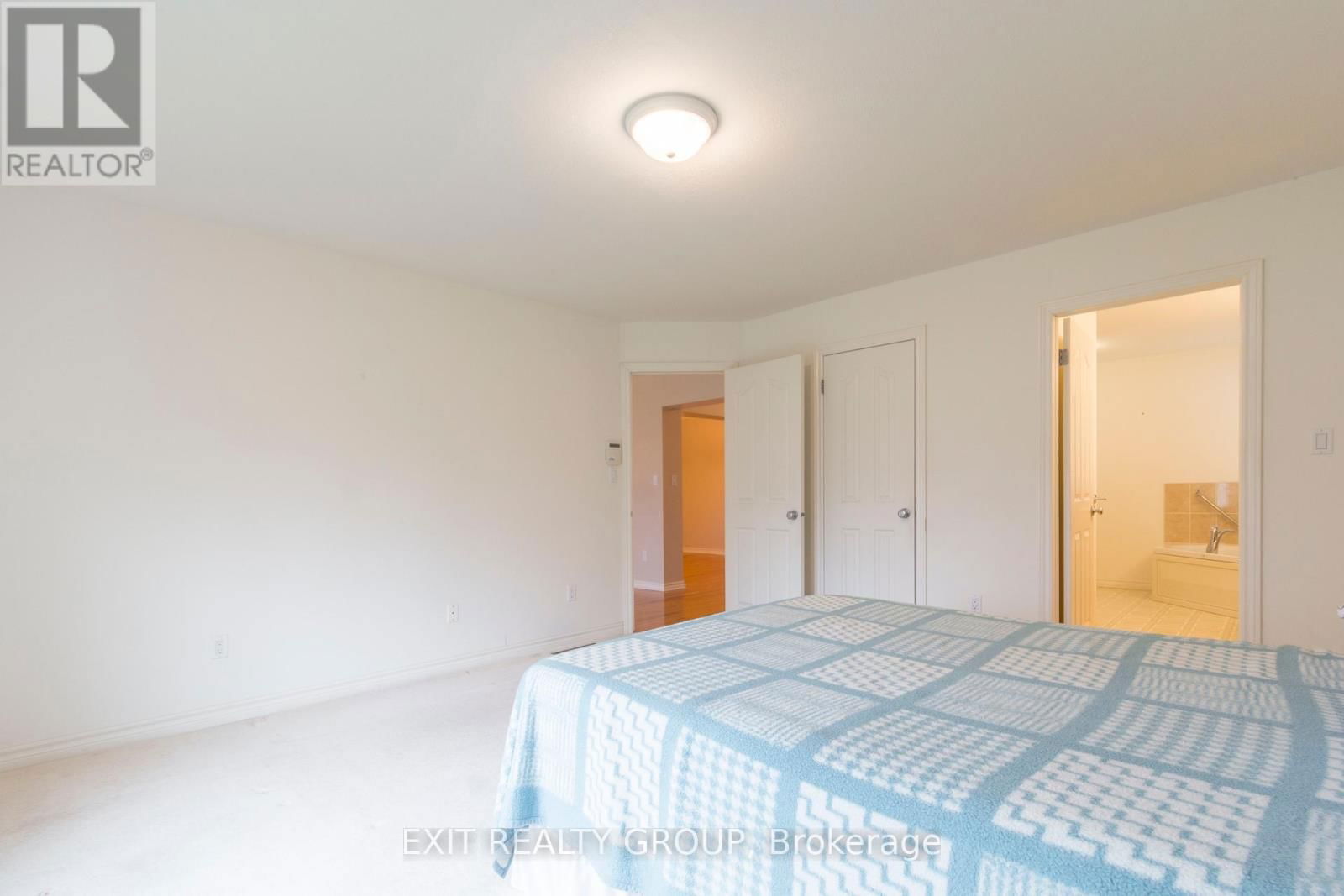 24 ALETHA DRIVE Image 20