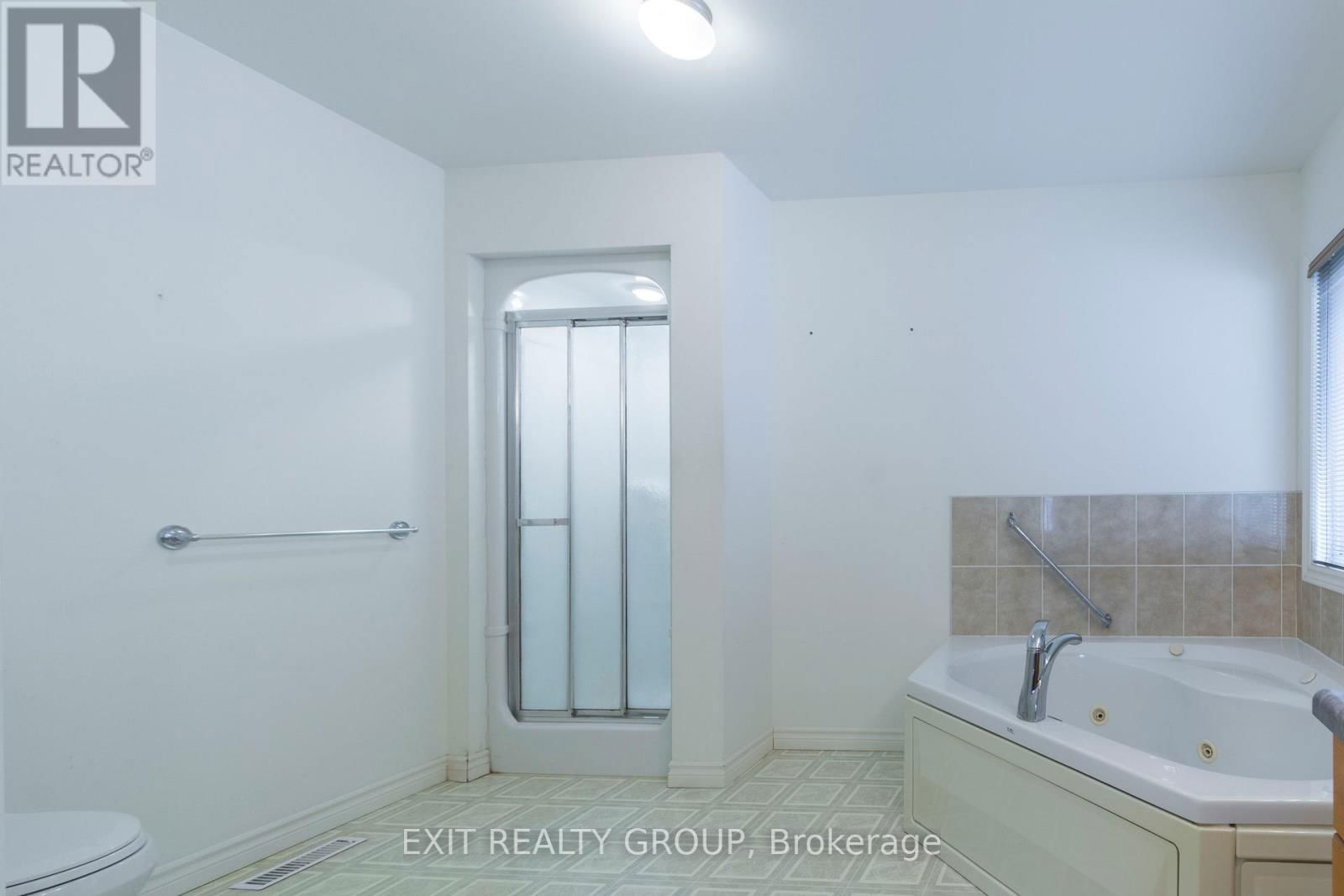 24 ALETHA DRIVE Image 22
