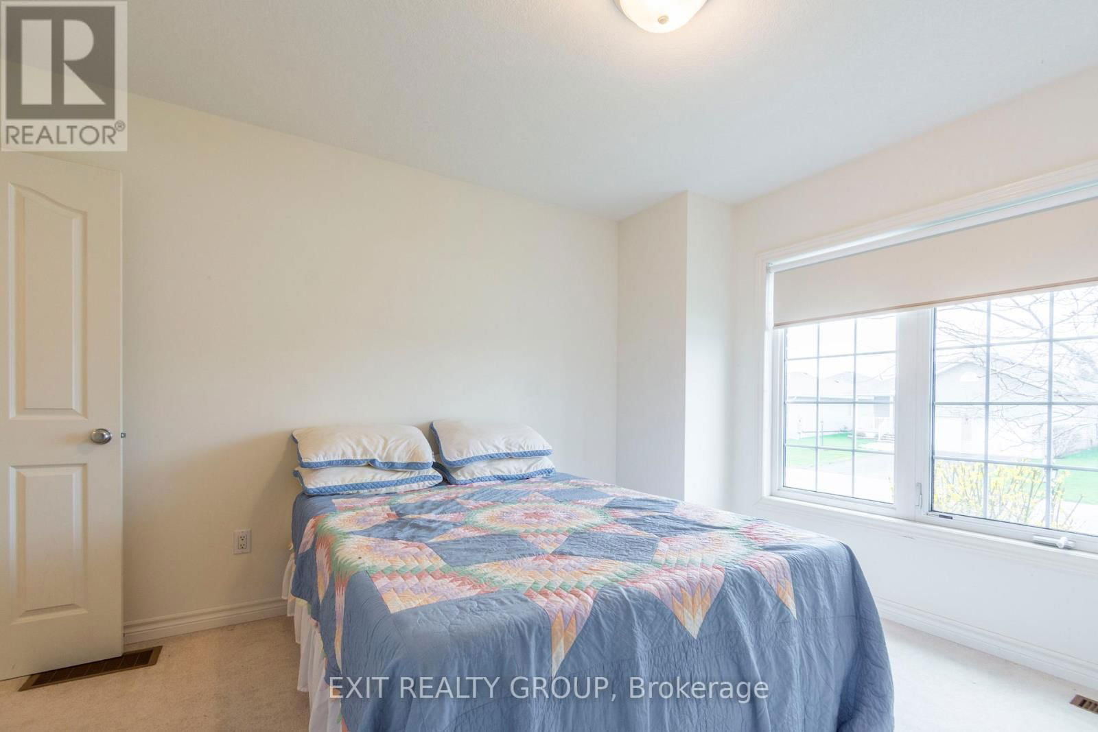 24 ALETHA DRIVE Image 23